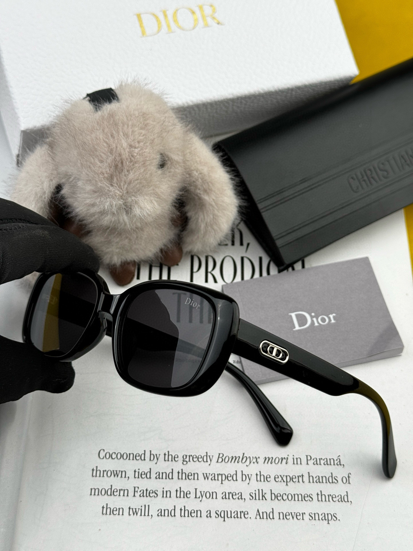  🔺 【DIOR-迪奥】2025开春新款 潮流爆款 时尚方框偏光太阳镜 高品质 佩戴舒适 网红潮款墨镜 