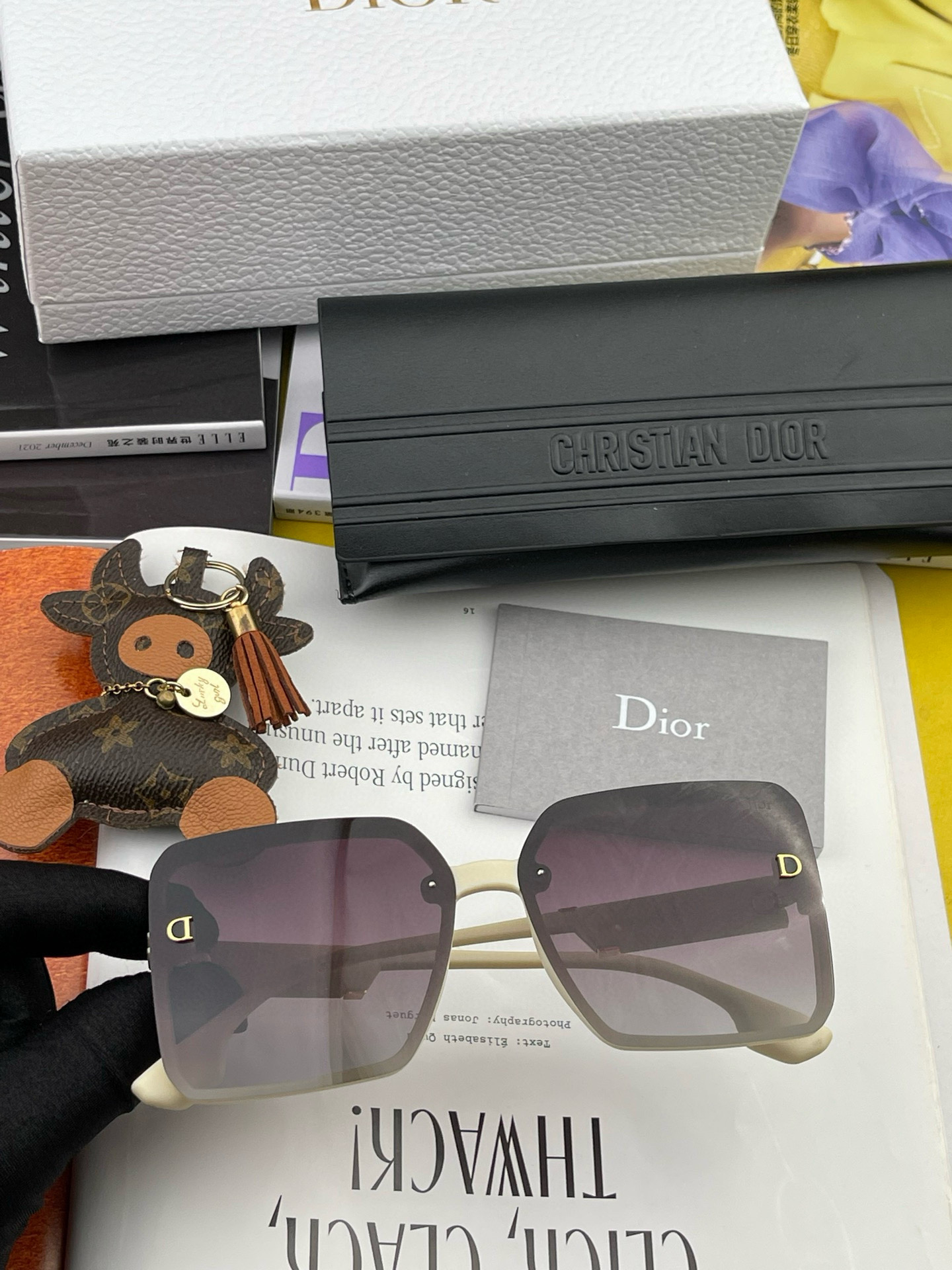  🔺 【DIOR-迪奥】2025开春新款 潮流爆款 时尚方框偏光太阳镜 高品质 佩戴舒适 网红潮款墨镜 