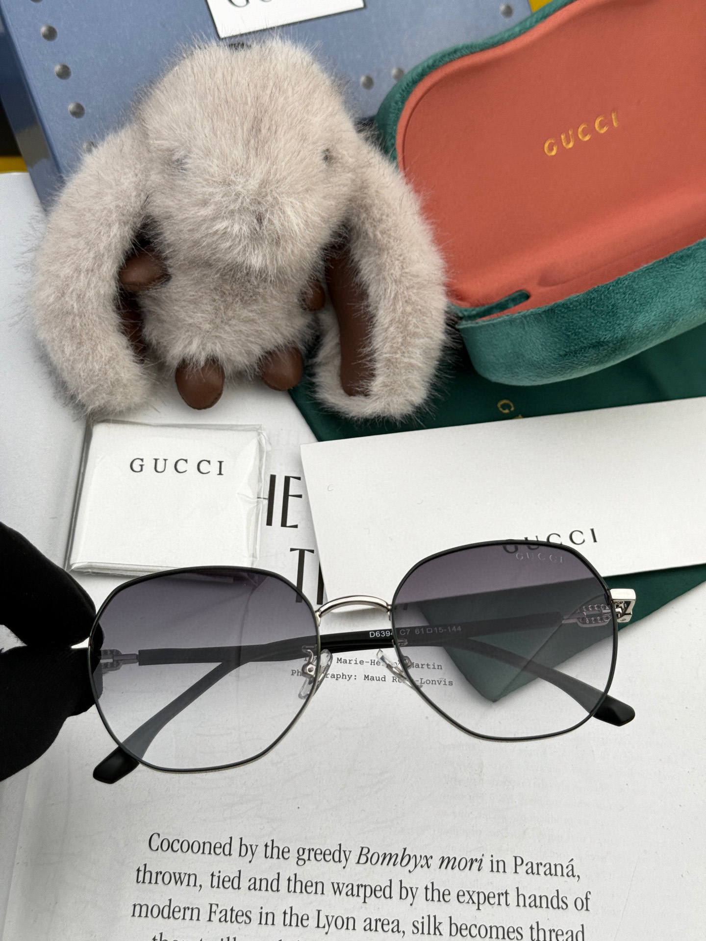   Gucci 🔥  高品质男女款墨镜   👍 进口宝丽来偏光镜片  🔥蛤蟆镜 开车钓鱼都可 🔥百搭显瘦
