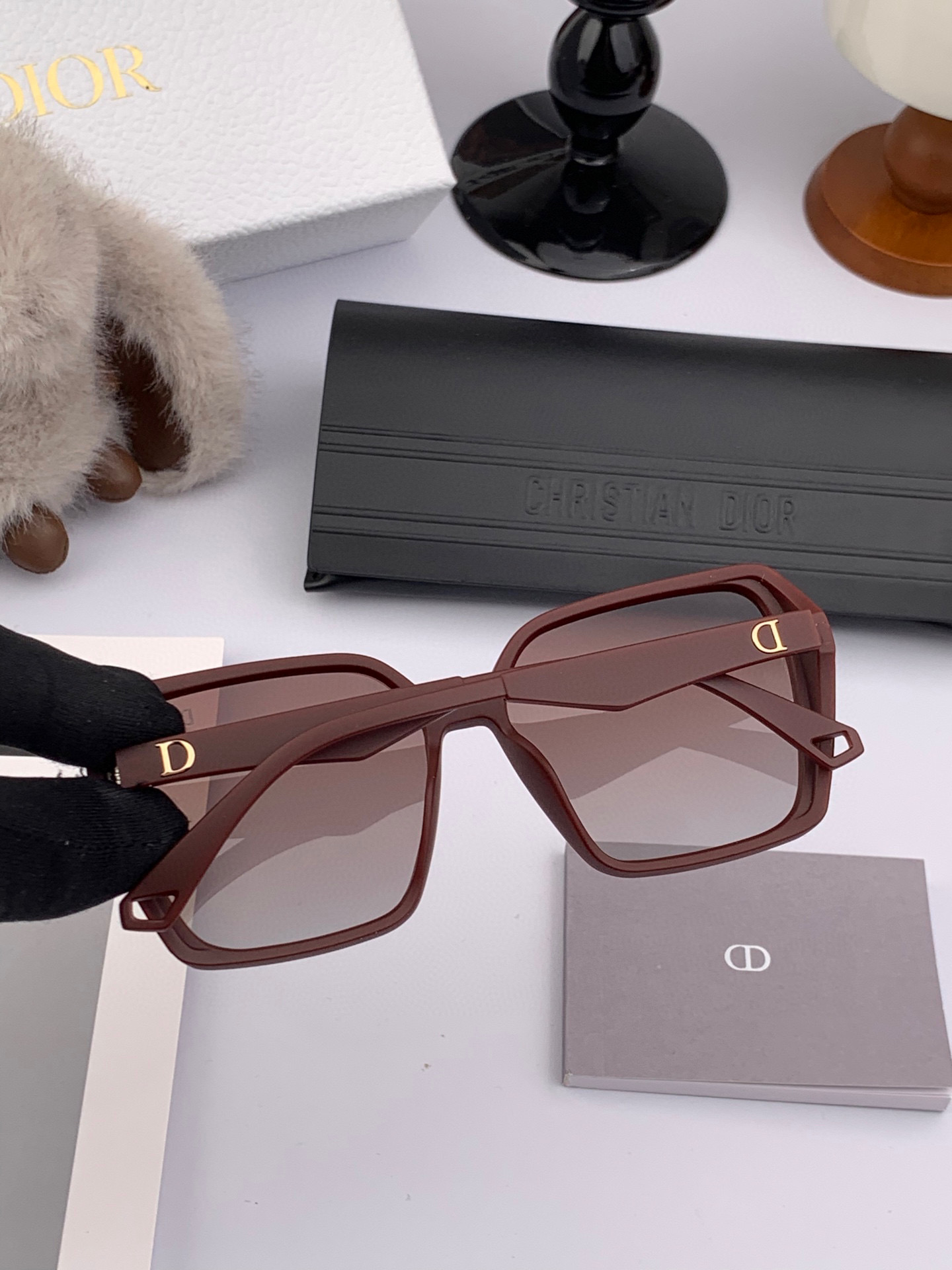 🔺 【DIOR-迪奥】2025开春新款 潮流爆款 时尚方框偏光太阳镜 高品质 佩戴舒适 网红潮款墨镜 型