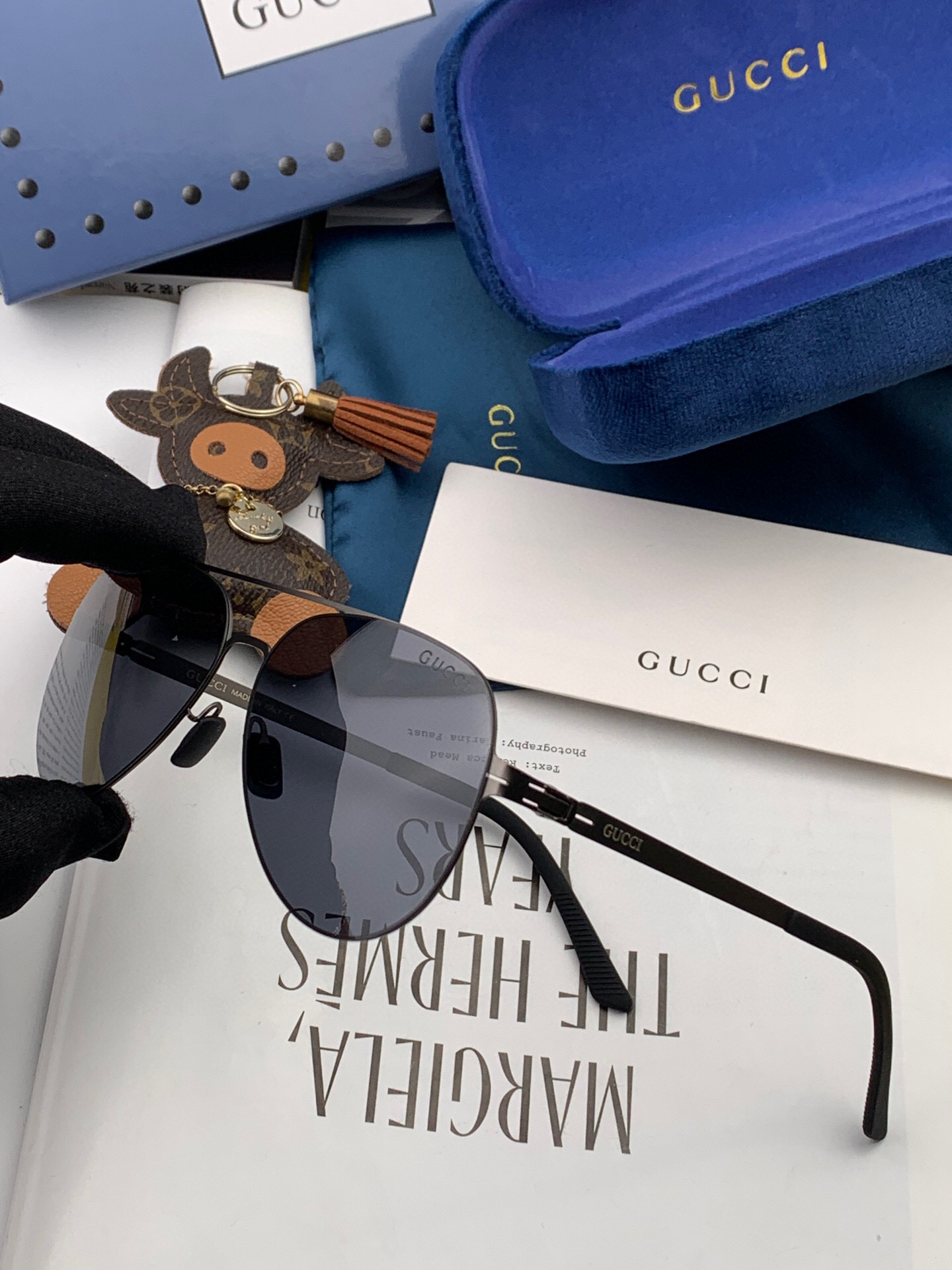 ♦️ GUCCI 2025新款男女情侣款太阳镜多边形墨镜iP电镀永不褪色 超轻超有弹性整幅眼镜无螺丝重要
