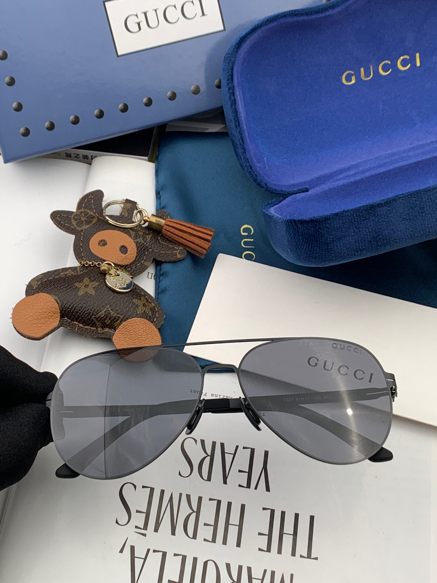 ♦️ GUCCI 2025新款男女情侣款太阳镜多边形墨镜iP电镀永不褪色 超轻超有弹性整幅眼镜无螺丝重要