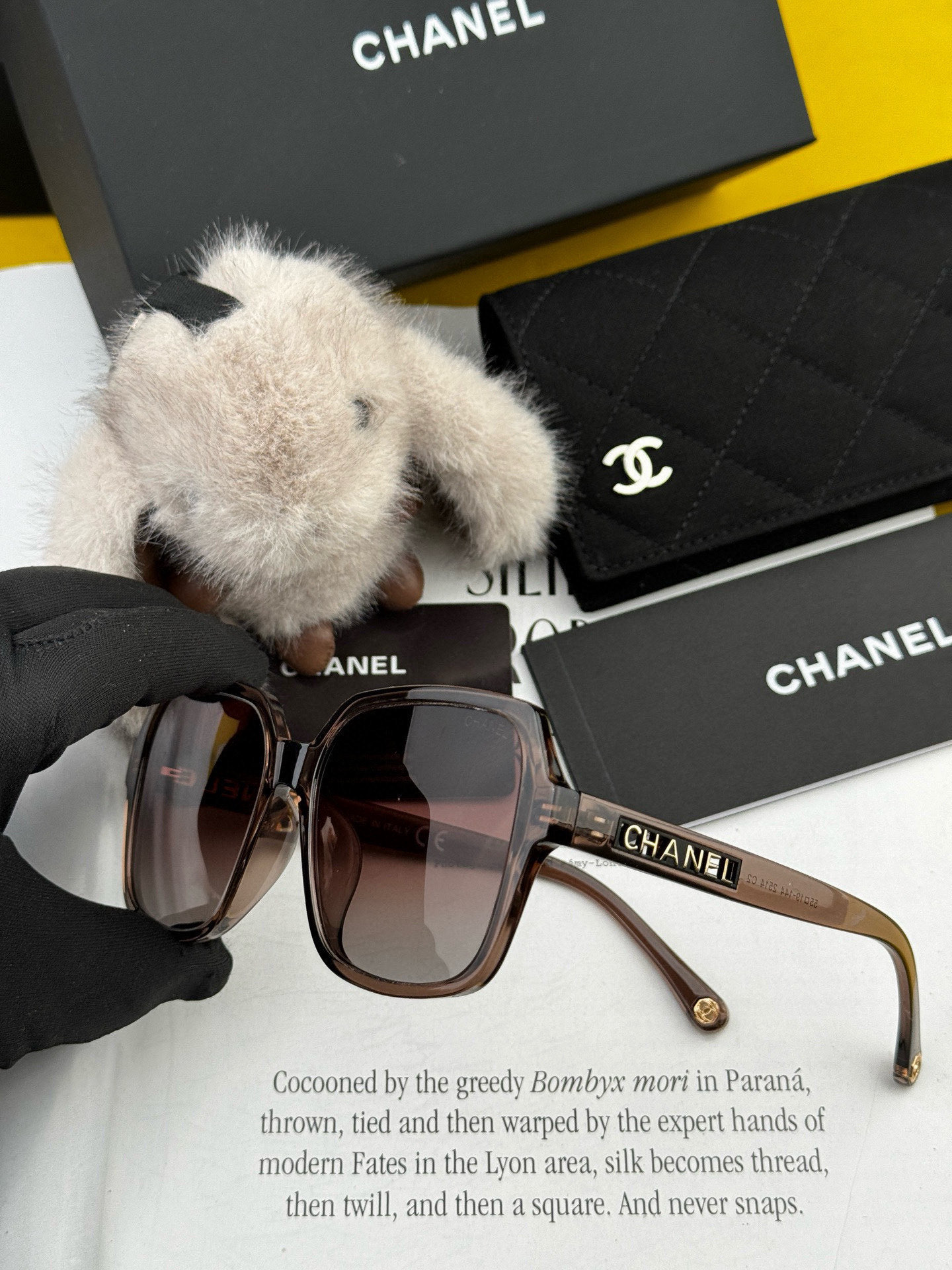 【CHANEL】香奈儿 2025新款潮流爆款 时尚方框太阳镜 佩戴舒适 网红潮款墨镜  女士高清加厚偏光