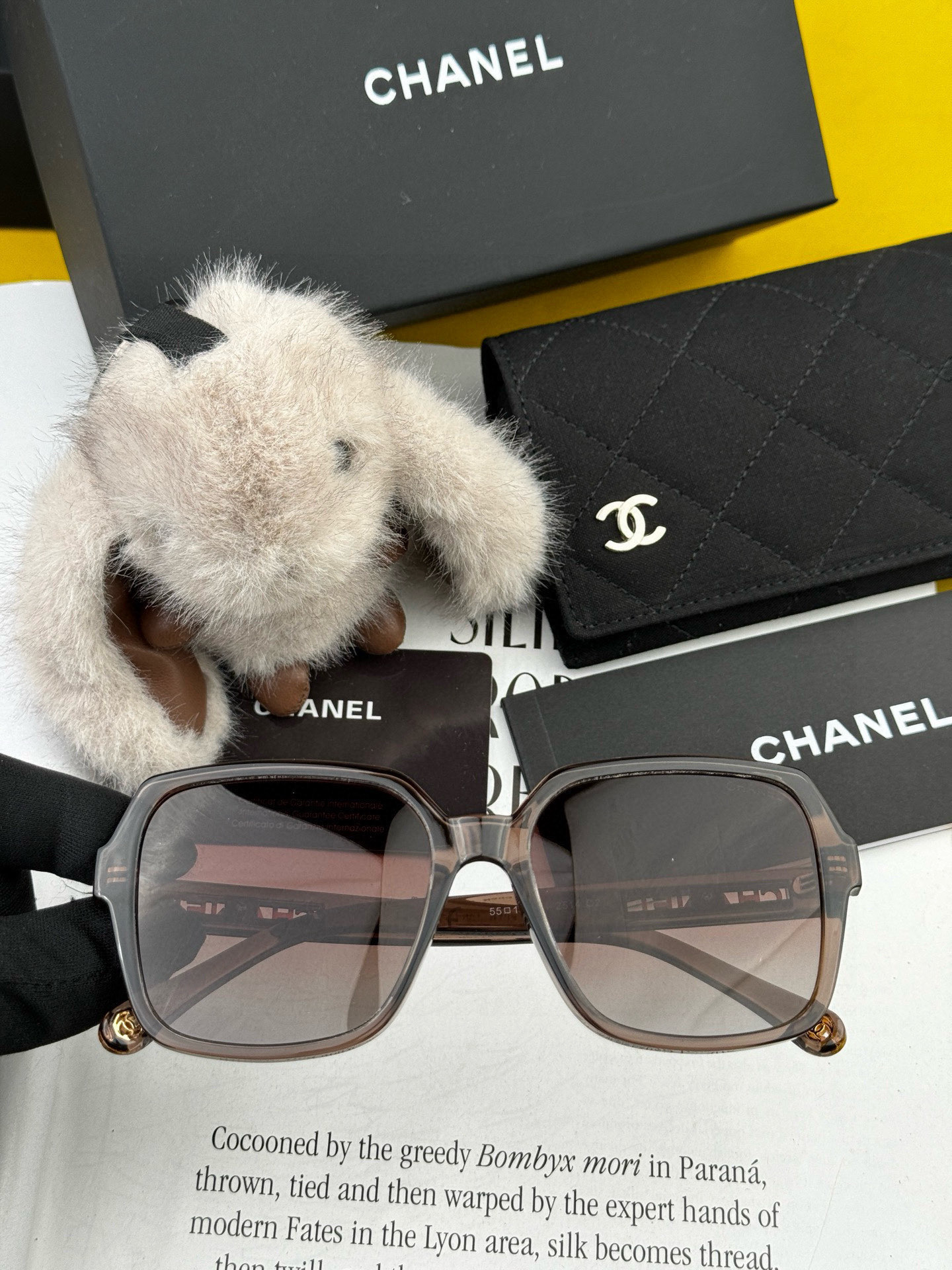 【CHANEL】香奈儿 2025新款潮流爆款 时尚方框太阳镜 佩戴舒适 网红潮款墨镜  女士高清加厚偏光