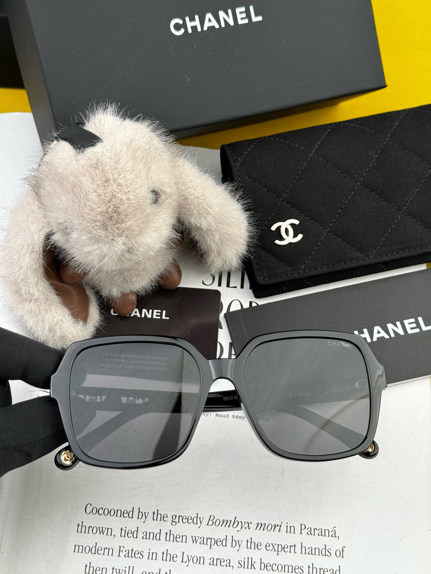 【CHANEL】香奈儿 2025新款潮流爆款 时尚方框太阳镜 佩戴舒适 网红潮款墨镜  女士高清加厚偏光