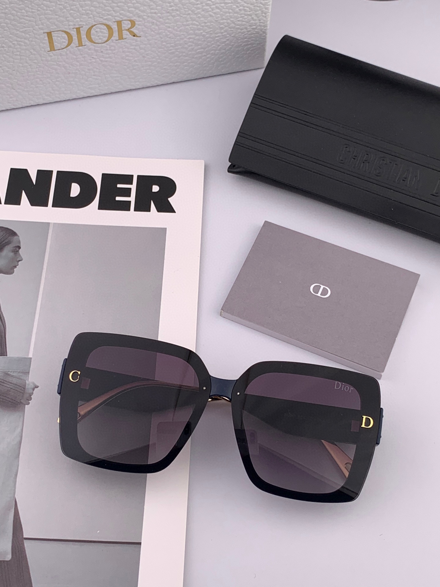 🔺 【DIOR-迪奥】2025开春新款 潮流爆款 时尚方框太阳镜 高品质 佩戴舒适 网红潮款墨镜 女士高