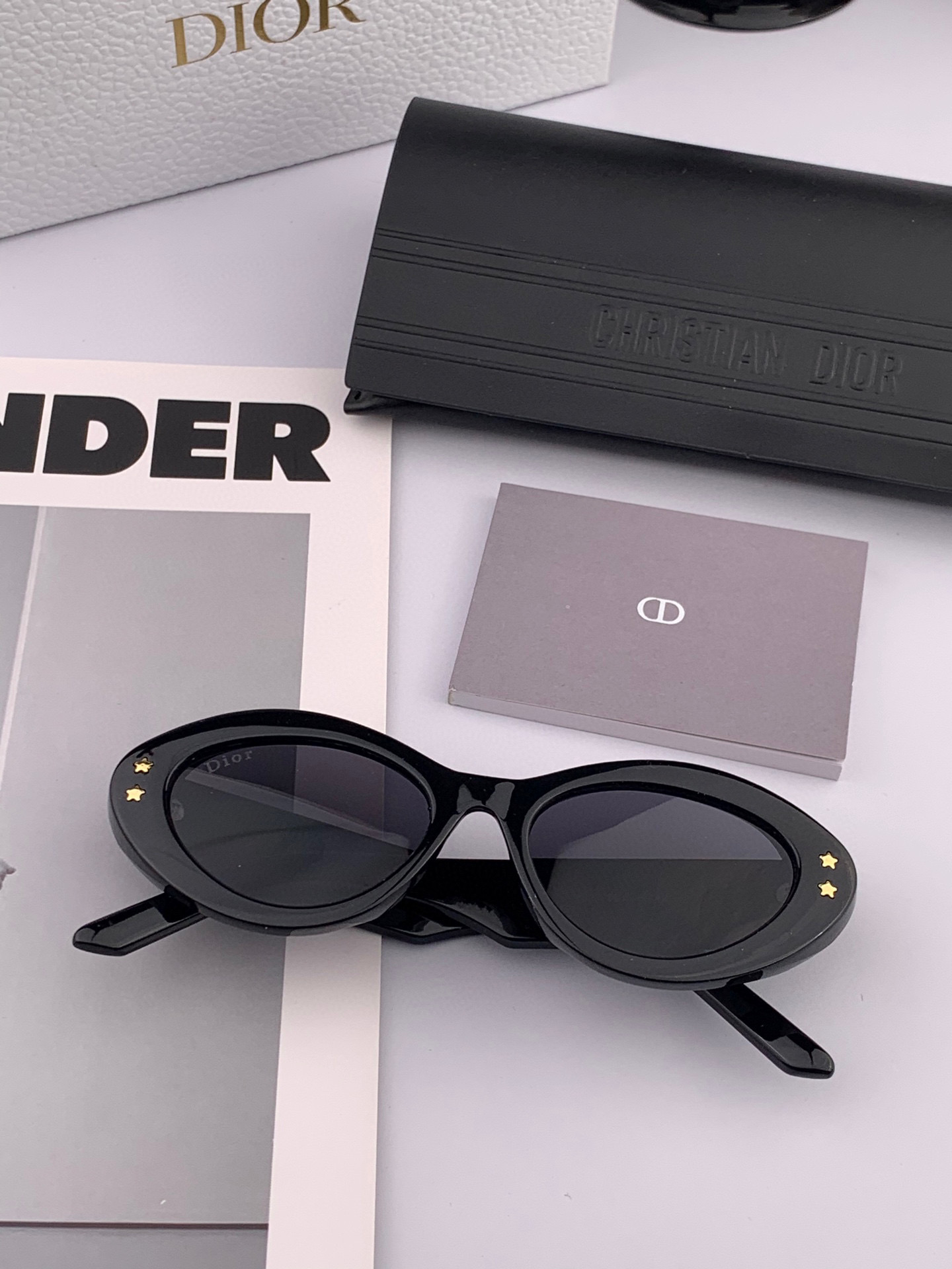 🔺 【DIOR-迪奥】2025开春新款 潮流爆款 时尚方框太阳镜 高品质 佩戴舒适 网红潮款墨镜 女士高