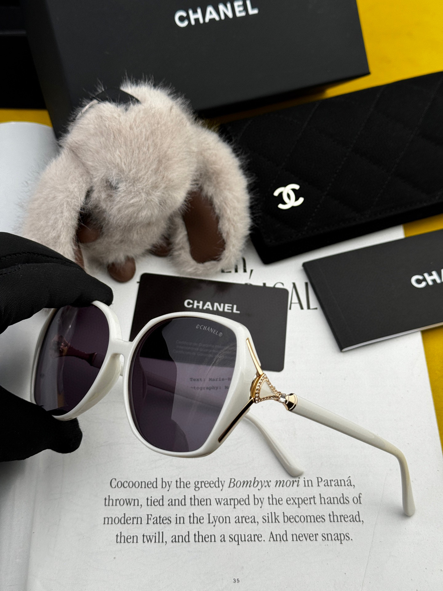   【CHANEL】香奈儿 2025新款潮流爆款 时尚方框太阳镜 佩戴舒适 网红潮款墨镜  女士高清加厚