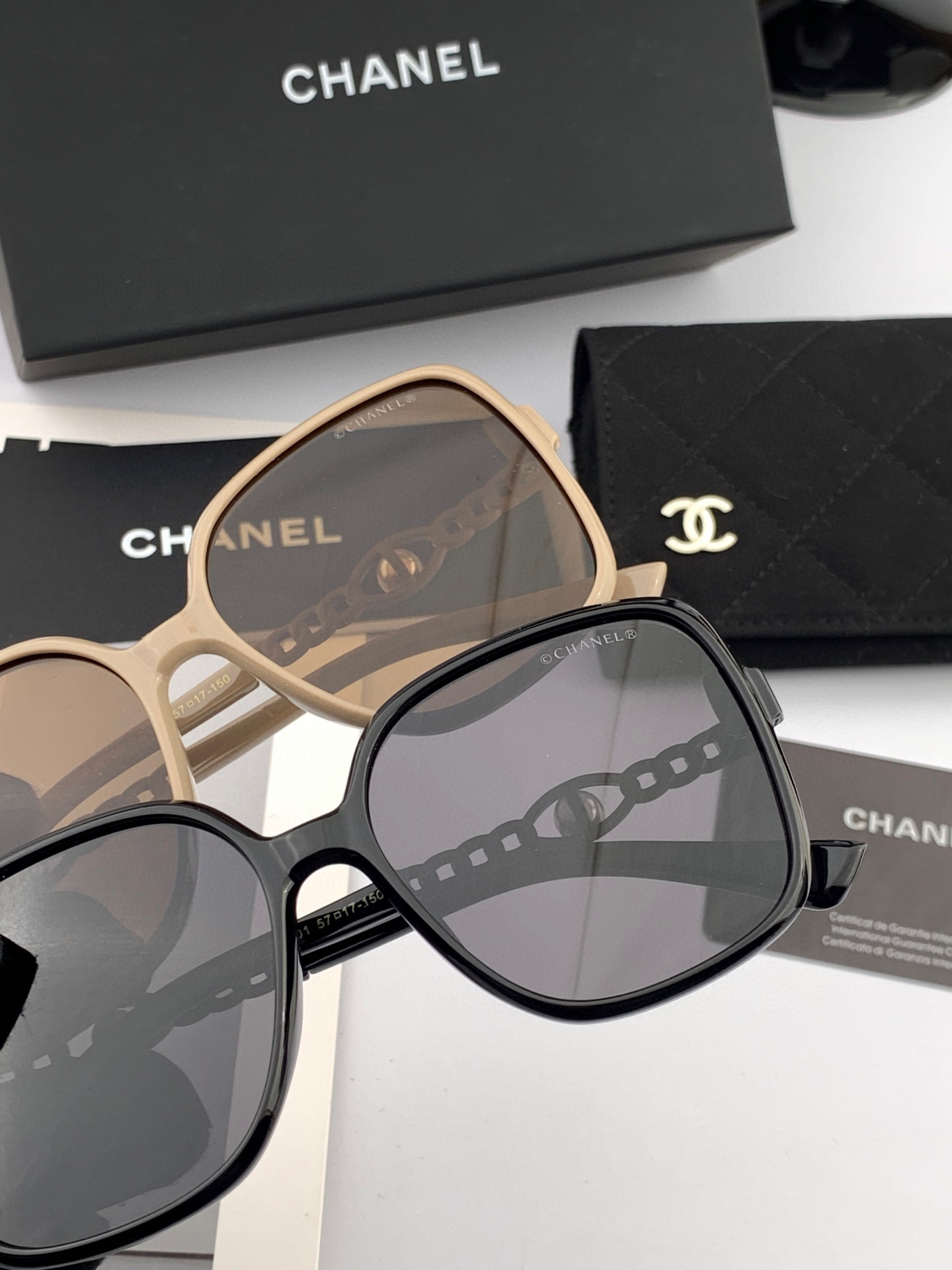 🔺CHANEL🔻2025官方早春新款，众多明星同款色香奈儿‼️‼️新款珍珠大框偏光墨镜 ，🌈🌈宝丽来超清