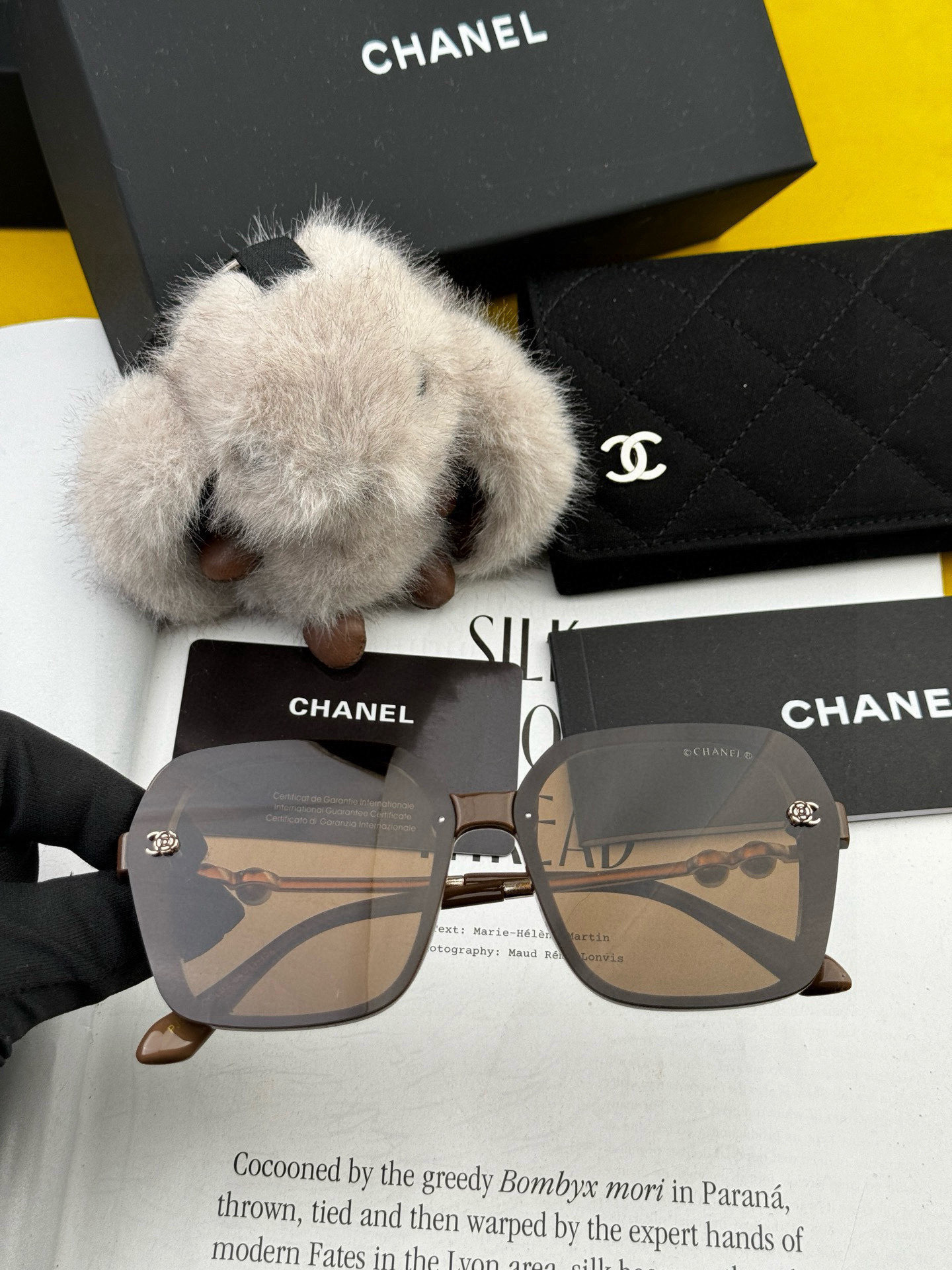 🔺CHANEL🔻2025官方早春新款，众多明星同款色香奈儿‼️‼️新款珍珠大框偏光墨镜 ，🌈🌈宝丽来超清