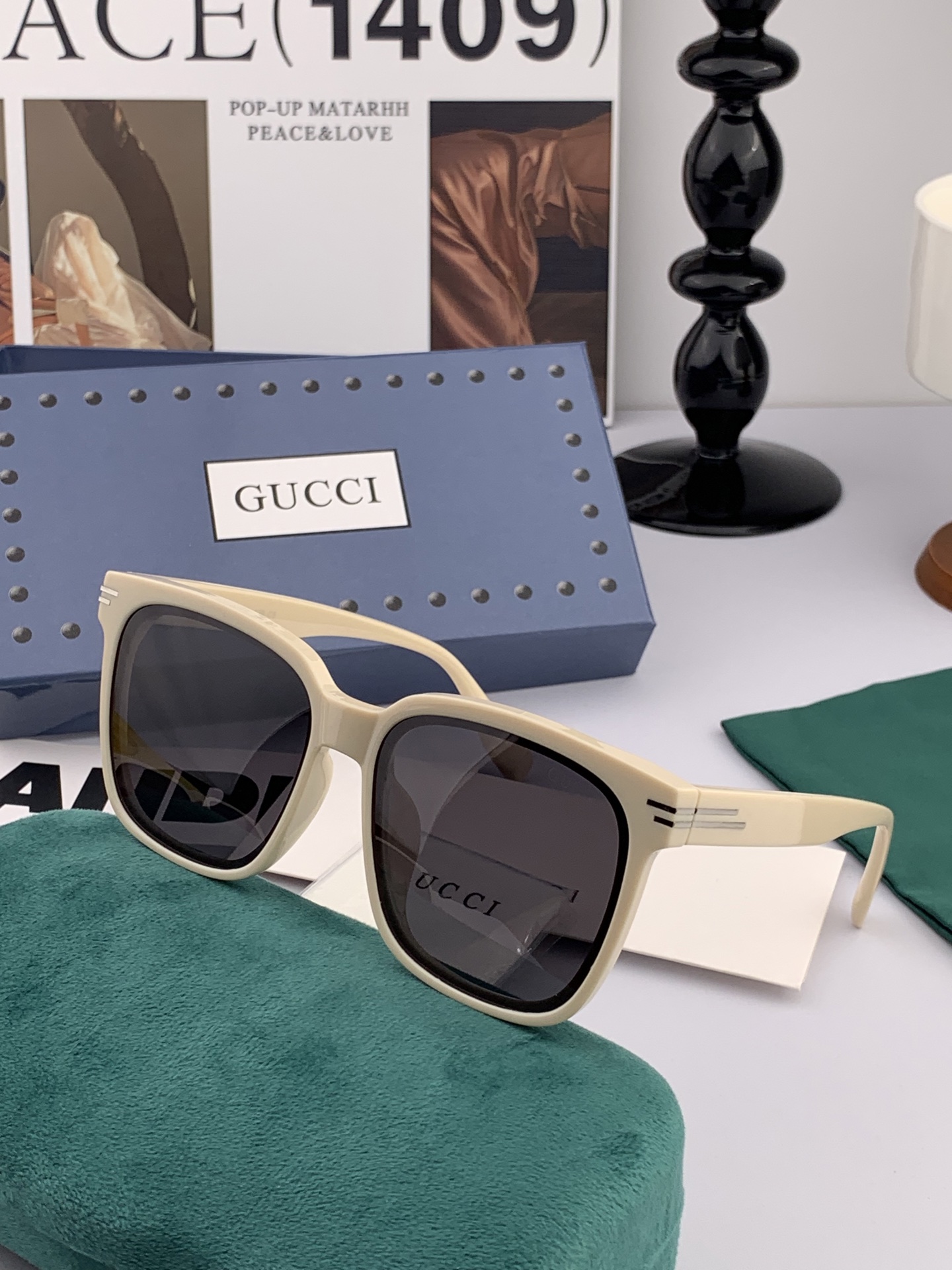  GUCCI 2025开春新款 最新款方框太阳镜 各路网红纷纷带起气场满分‼️ 俏皮甜美.上脸效果更佳.