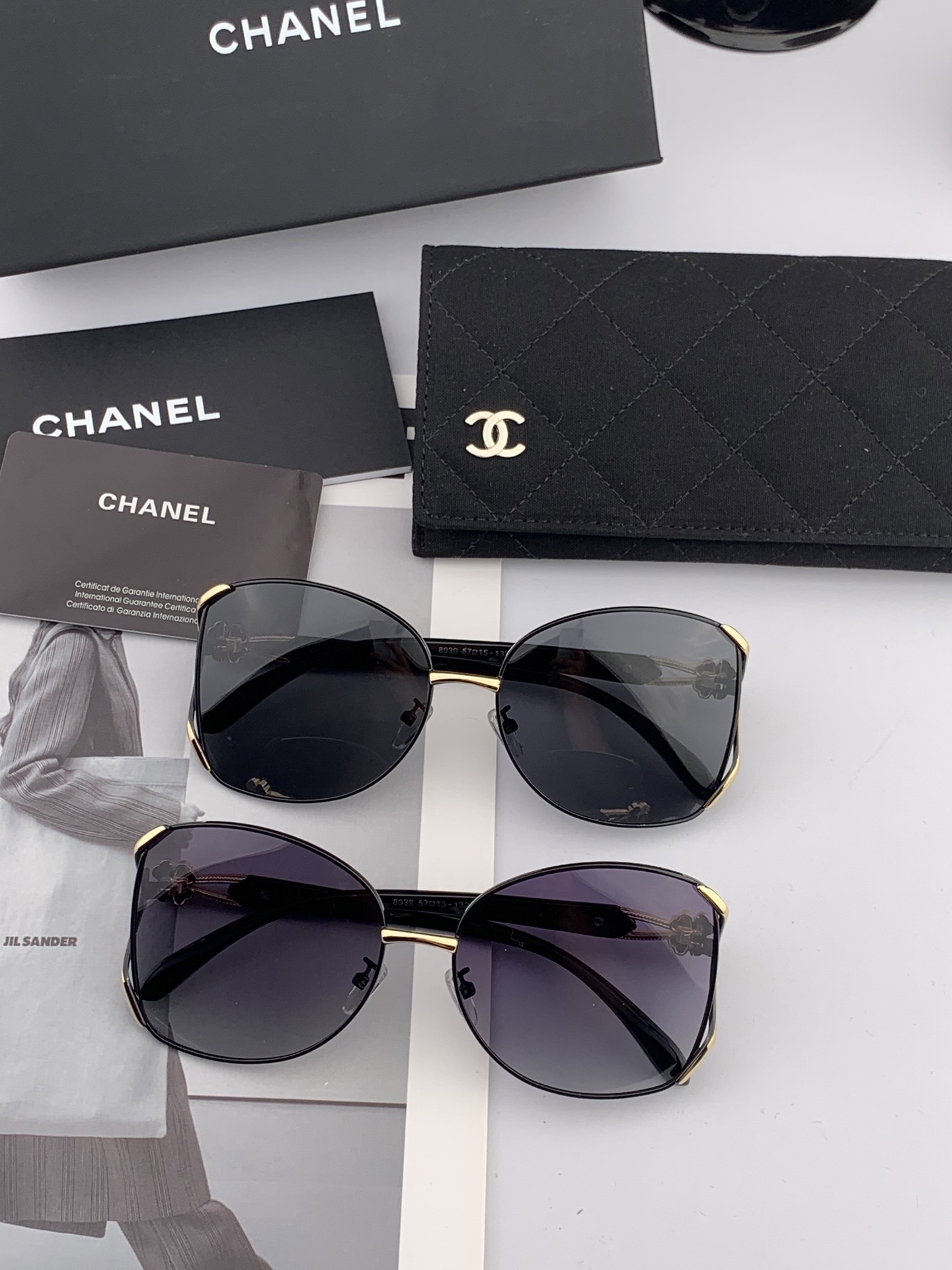 【CHANEL】香奈儿 2025新款山茶花潮流爆款 时尚圆框太阳镜 佩戴舒适 网红潮款墨镜  ♥️♥️型