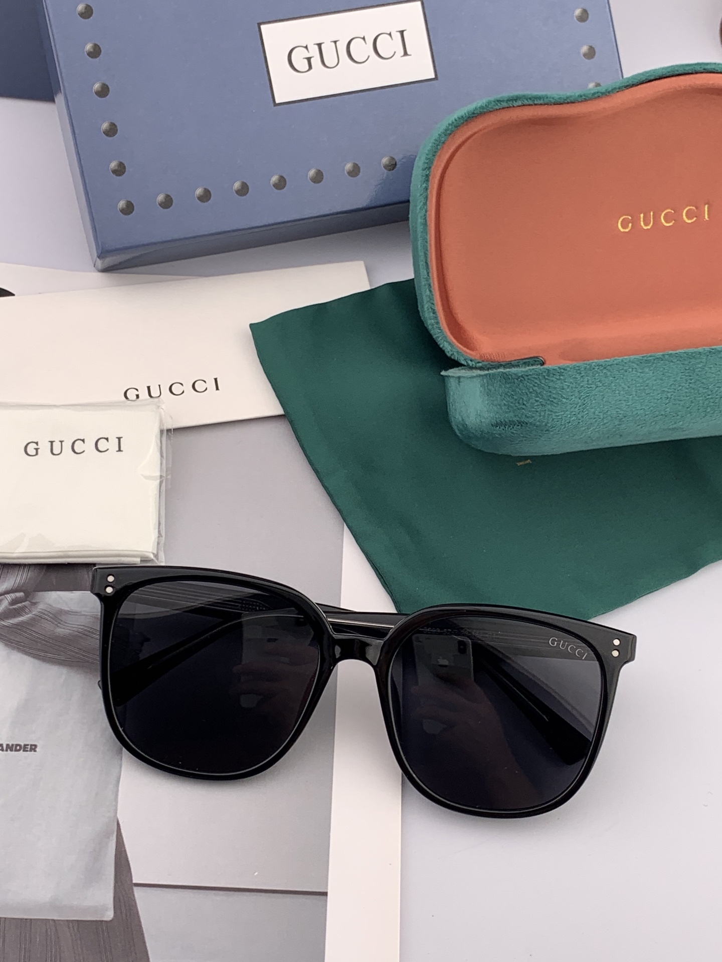  🔺GUCCI🔻古驰 GG圆框太阳镜 完美品质 🎓独特设计  适合各种脸型 亮相时装周 超时尚百搭 实物