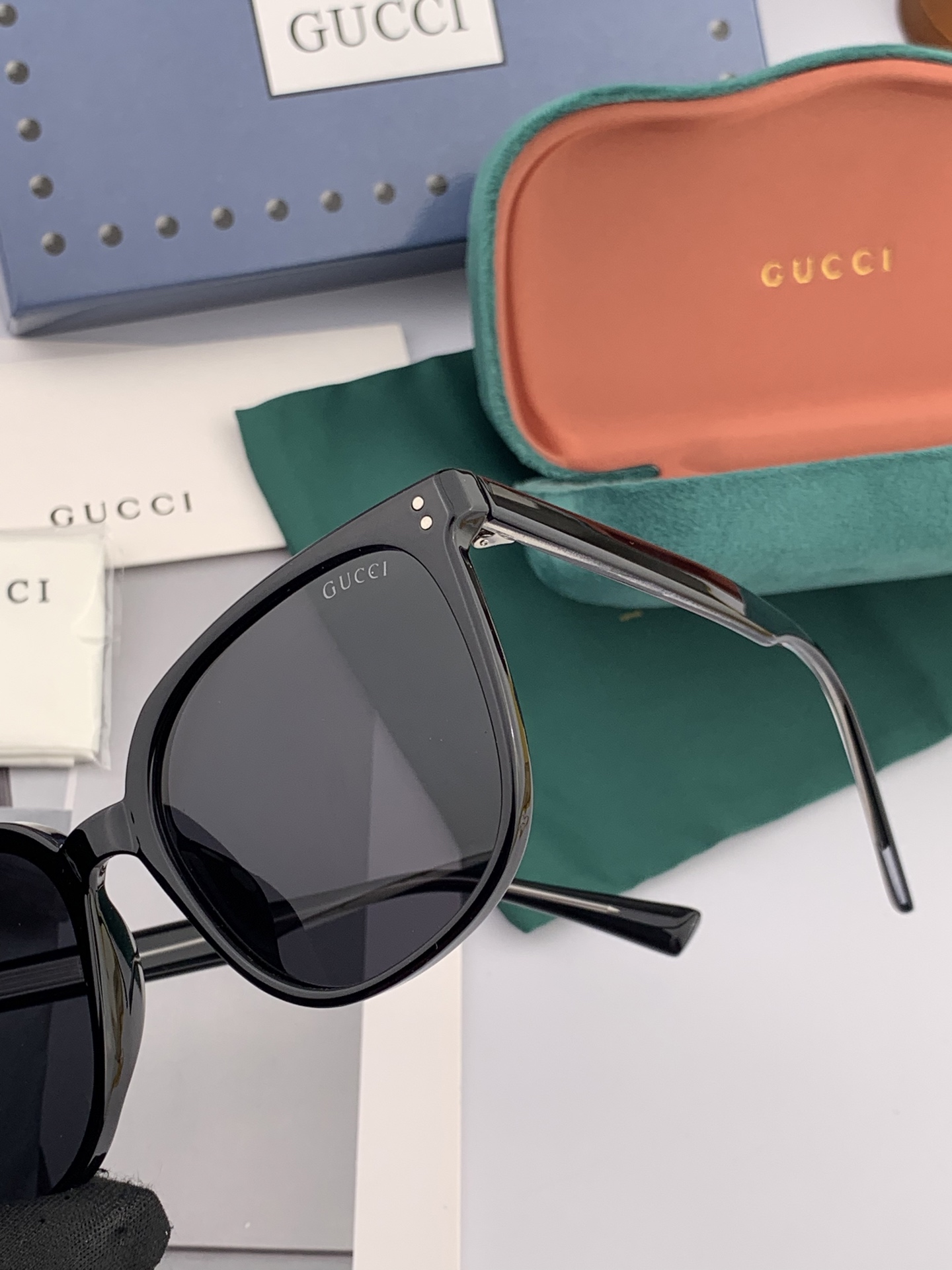  🔺GUCCI🔻古驰 GG圆框太阳镜 完美品质 🎓独特设计  适合各种脸型 亮相时装周 超时尚百搭 实物