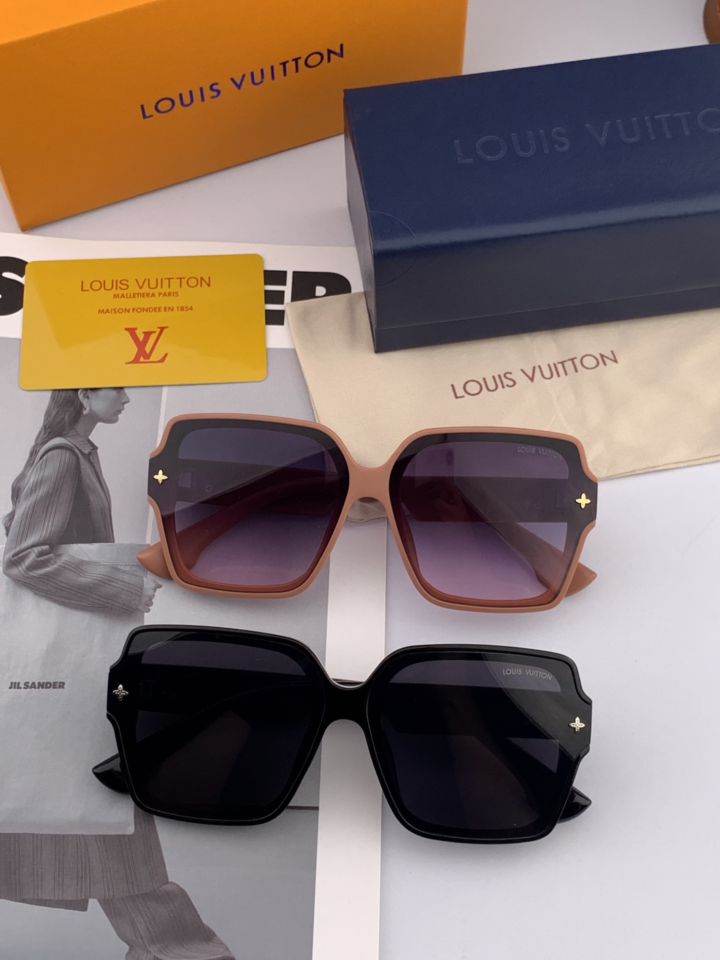  LV 2025新款女士方框太阳眼镜 开车墨镜 新款太阳镜  时尚大方 舒适轻盈 精致奢华 超轻 型号：
