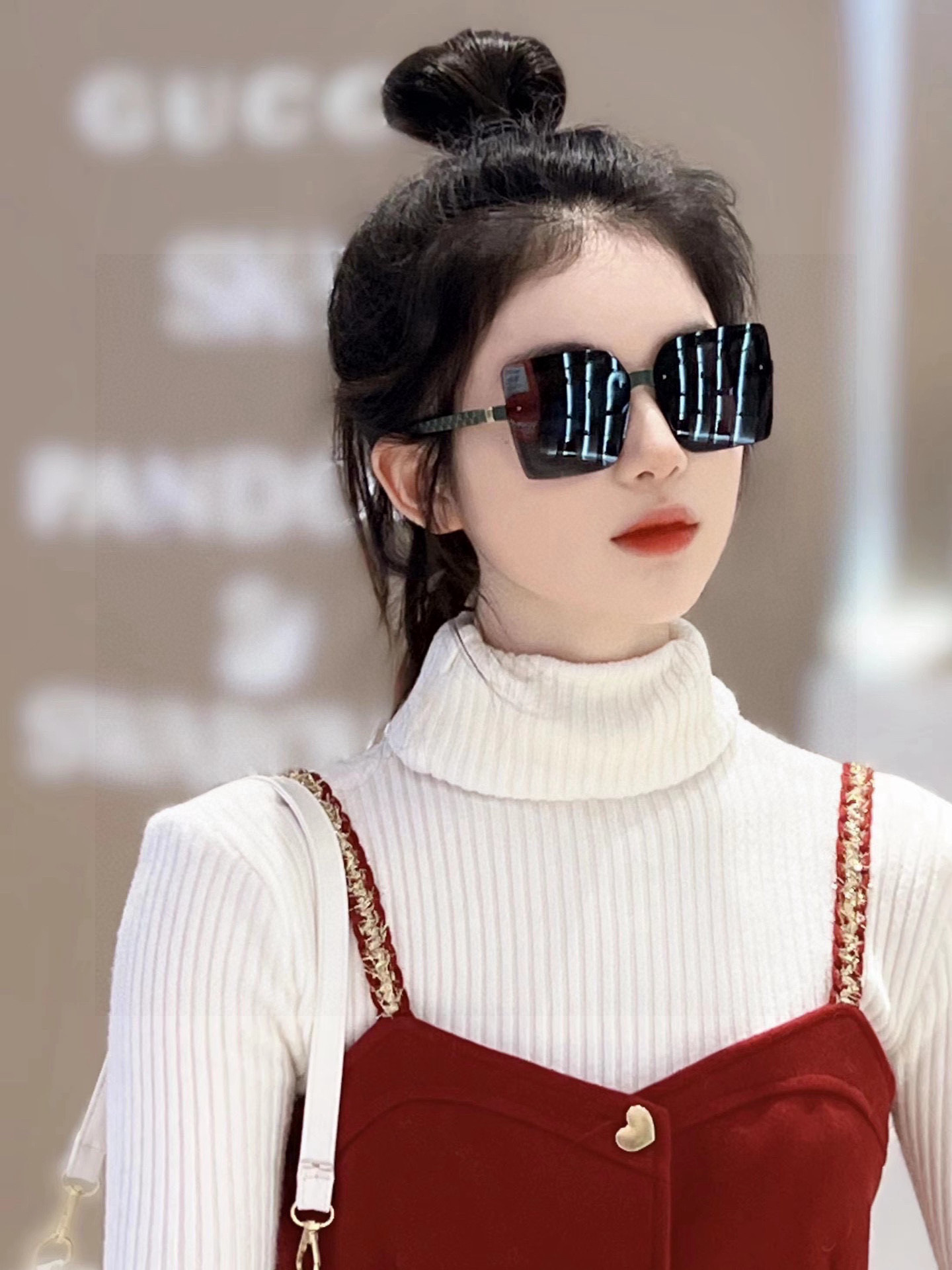    【TR偏光系列】Gucci   经典的方框设计，不挑脸型，无论搭配大衣还是连衣裙都非常显气质偏光镜