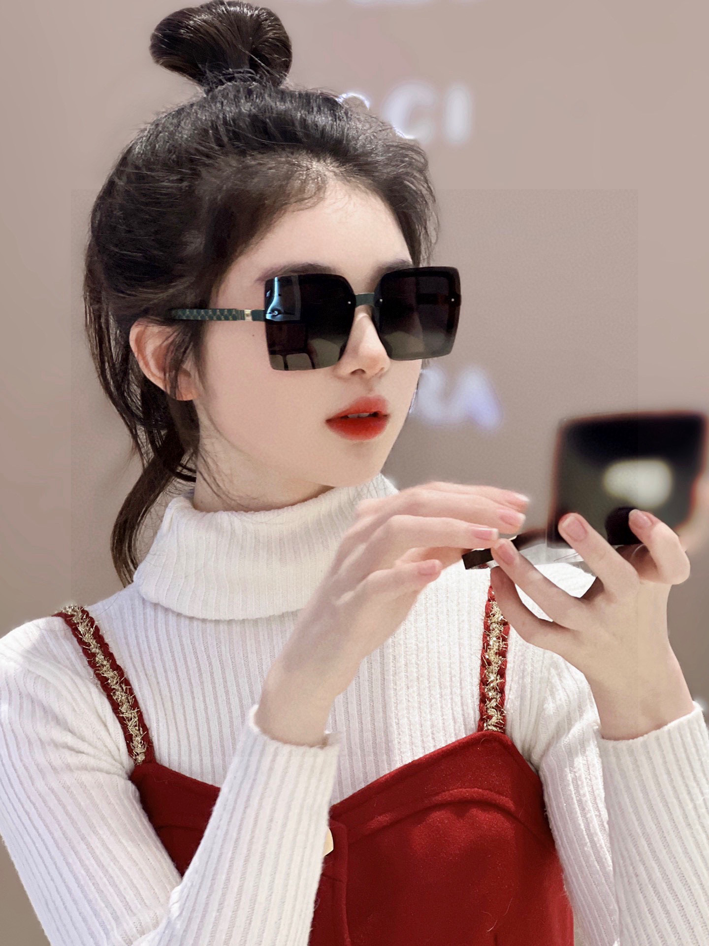    【TR偏光系列】Gucci   经典的方框设计，不挑脸型，无论搭配大衣还是连衣裙都非常显气质偏光镜