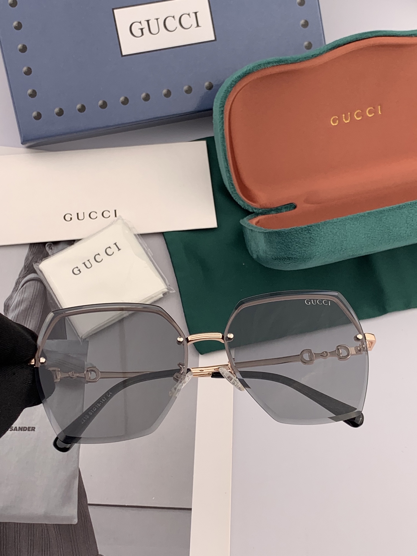  GUCCI-古驰意大利进口🇮🇹2025时尚潮流奢华装饰太阳眼镜 尼龙偏光高清太阳镜明星海报款 超高复杂
