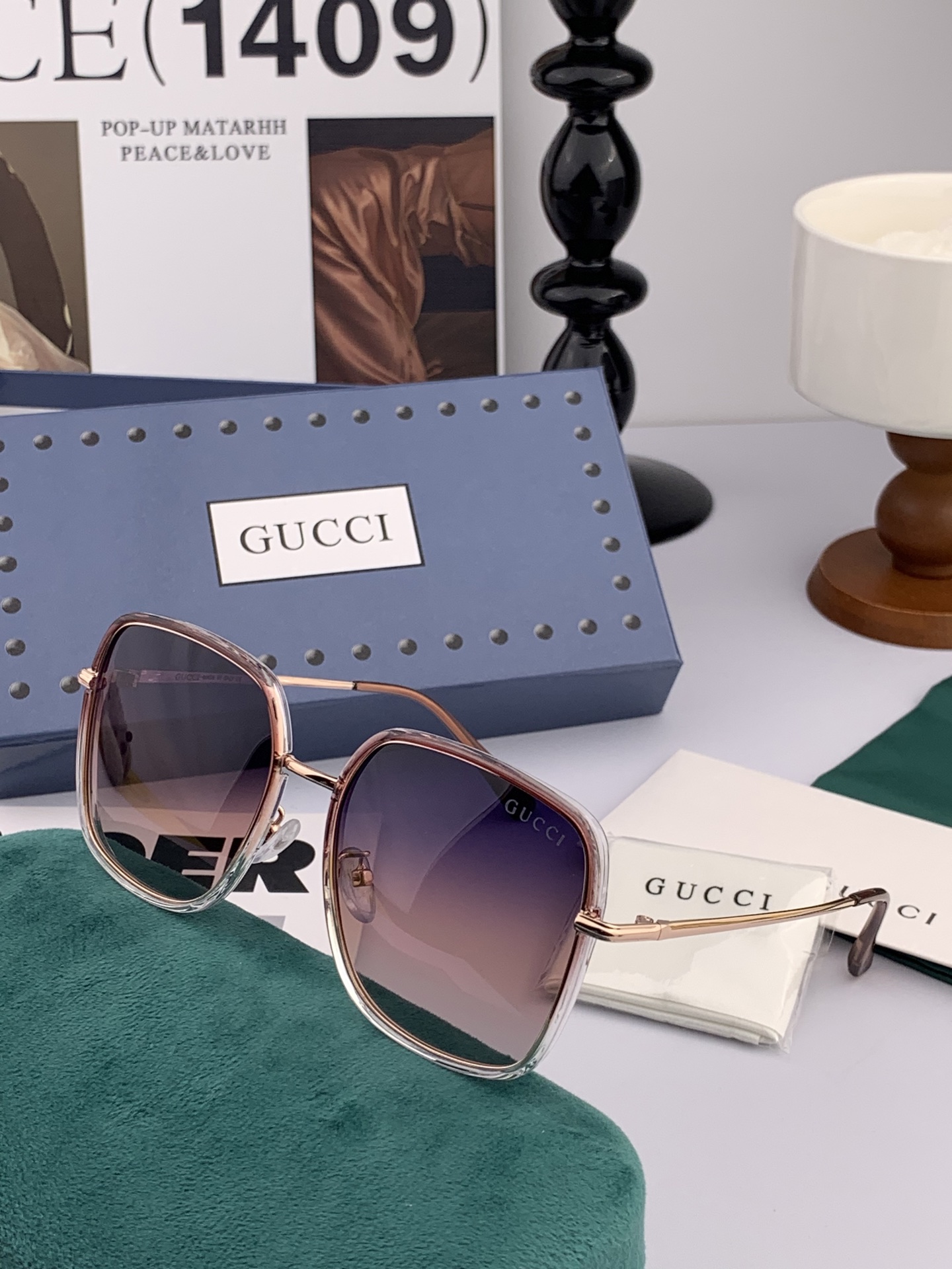  GUCCI 2025开春新款 最新款方框太阳镜 各路网红纷纷带起气场满分‼️ 俏皮甜美.上脸效果更佳.