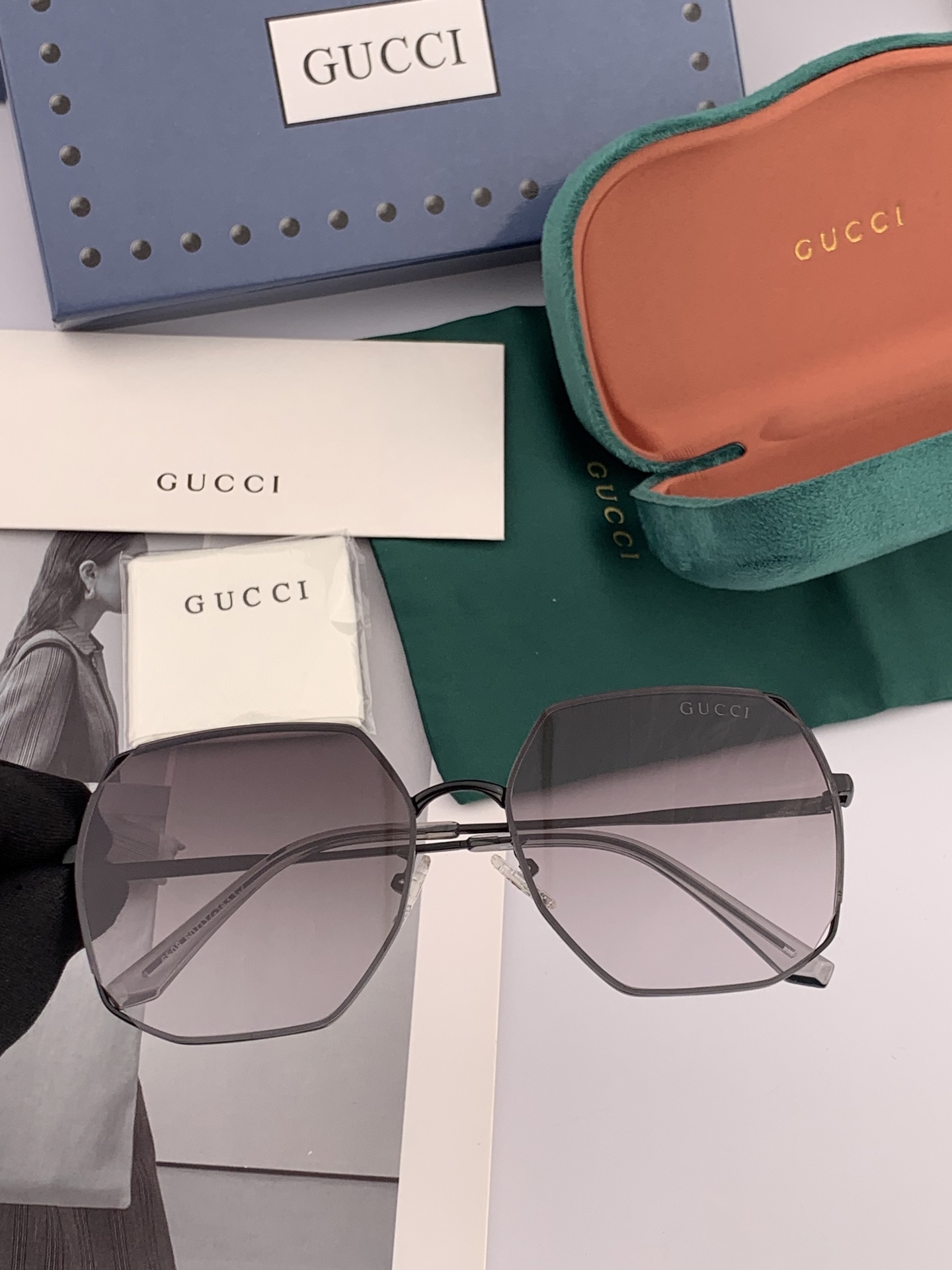   GUCCI-古驰意大利进口🇮🇹2025时尚潮流奢华装饰太阳眼镜 尼龙高清太阳镜明星海报款 超高复杂工