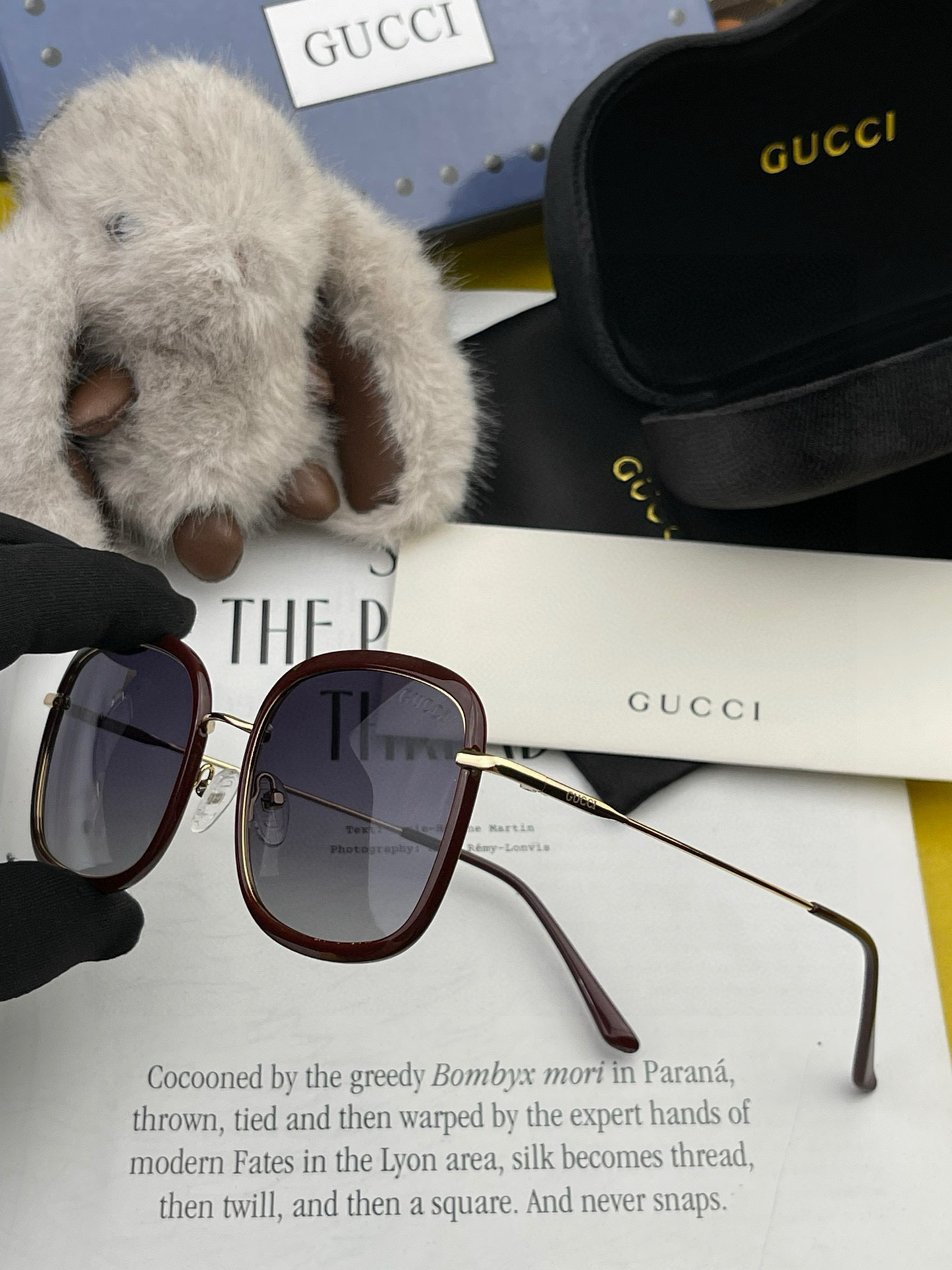  GUCCI 2025开春新款 最新款方框太阳镜 各路网红纷纷带起气场满分‼️ 俏皮甜美.上脸效果更佳.