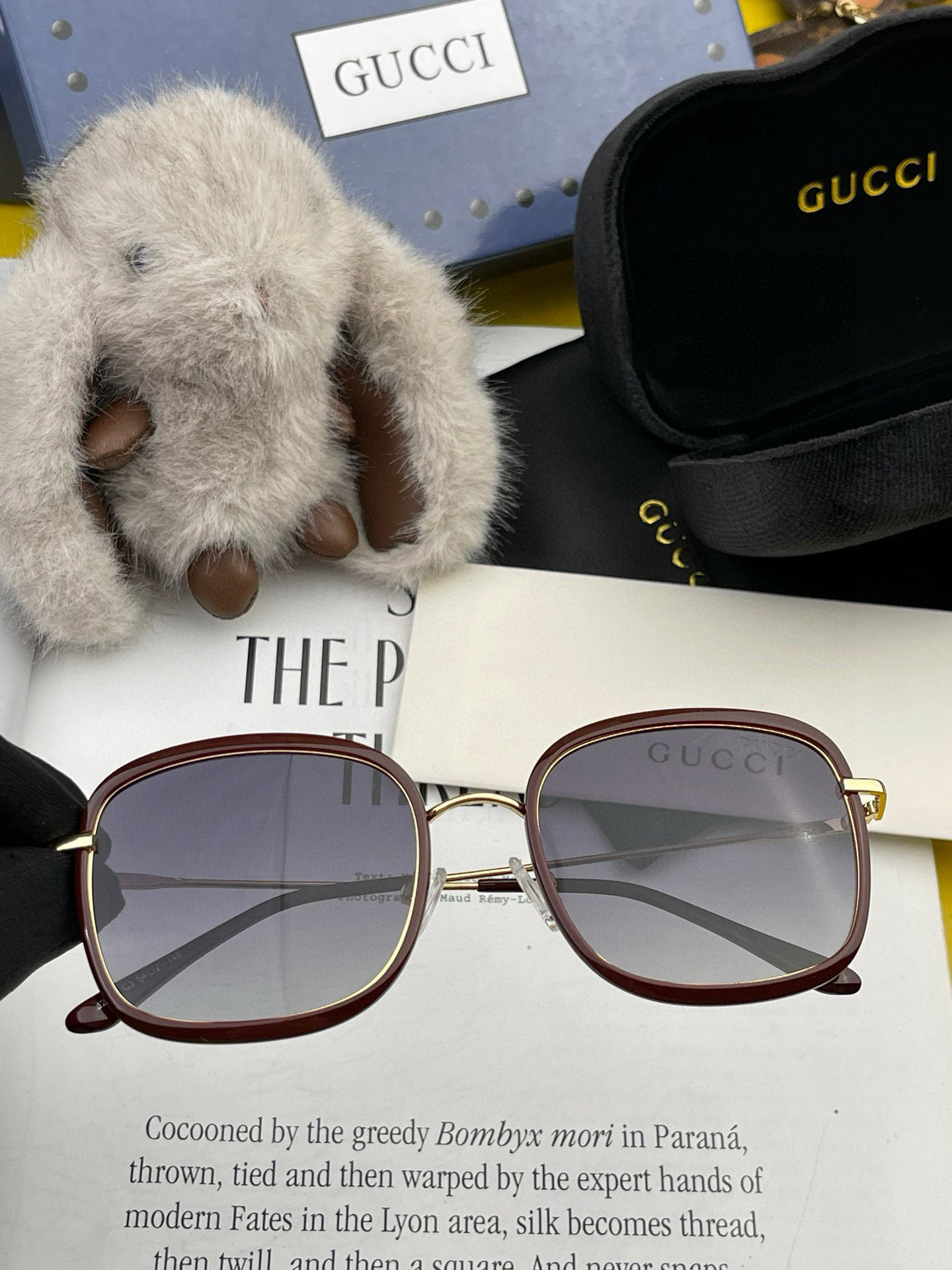  GUCCI 2025开春新款 最新款方框太阳镜 各路网红纷纷带起气场满分‼️ 俏皮甜美.上脸效果更佳.