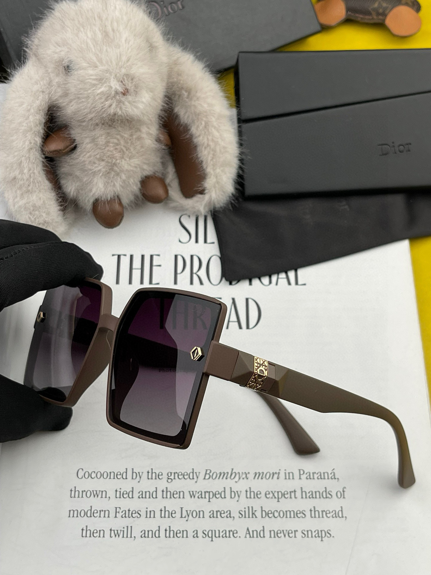 🔺 【DIOR】2025开春新款 潮流爆款 时尚方框偏光太阳镜 高品质 佩戴舒适 网红潮款墨镜 女士高清