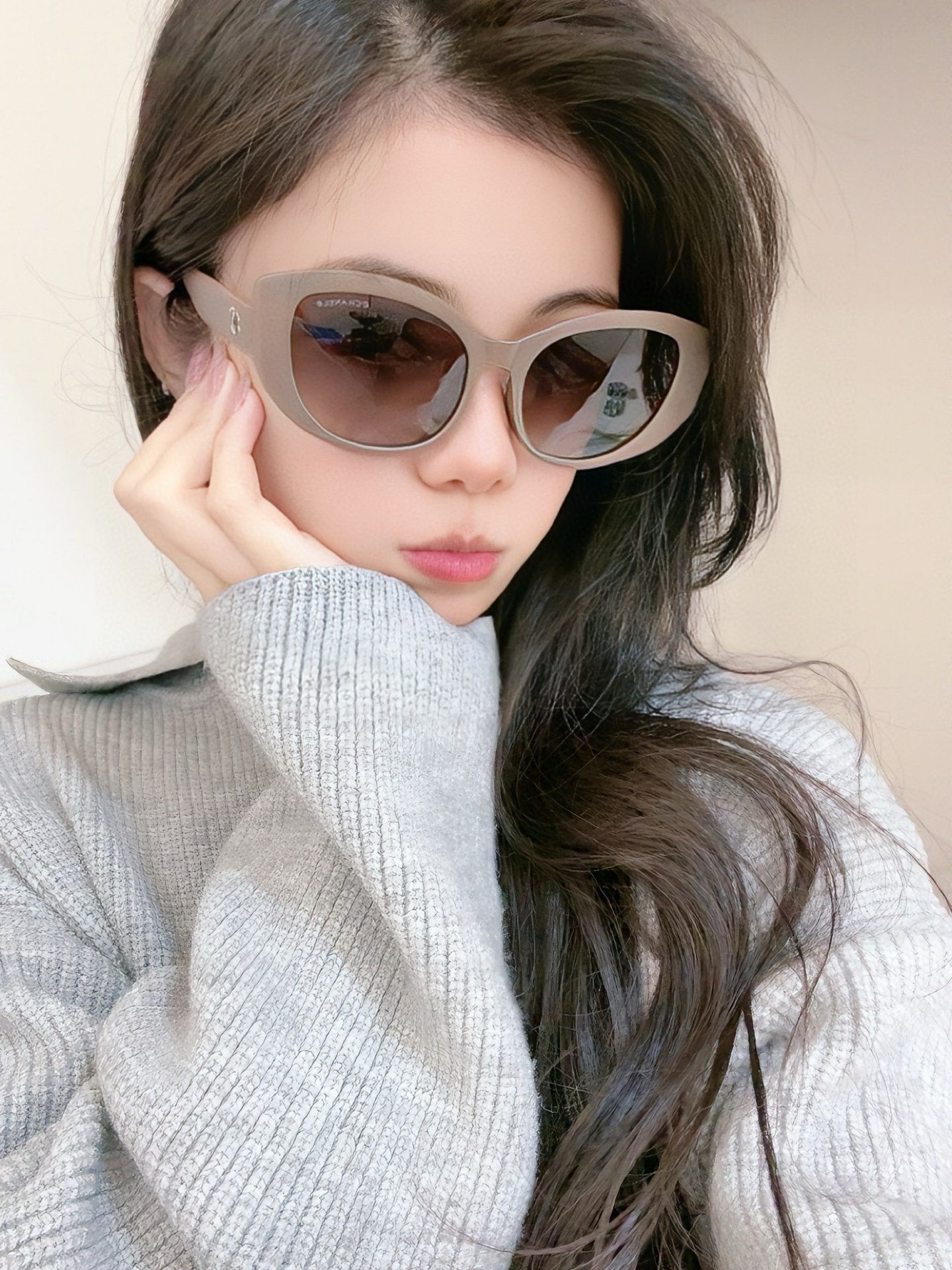  【CHANEL】香奈儿 2025新款潮流爆款 时尚圆框太阳镜 佩戴舒适 网红潮款墨镜  女士高清加厚偏