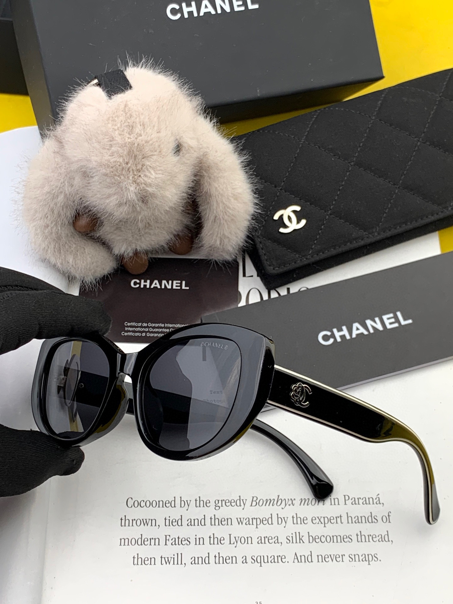  【CHANEL】香奈儿 2025新款潮流爆款 时尚圆框太阳镜 佩戴舒适 网红潮款墨镜  女士高清加厚偏