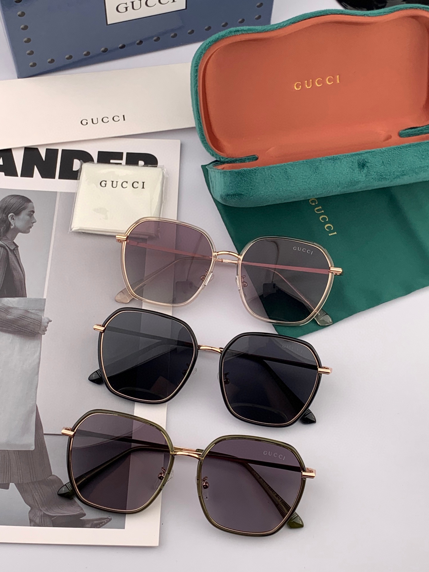  GUCCI 2025开春新款太阳镜 各路网红纷纷带起气场满分‼️ 俏皮甜美.上脸效果更佳.金属质感超好