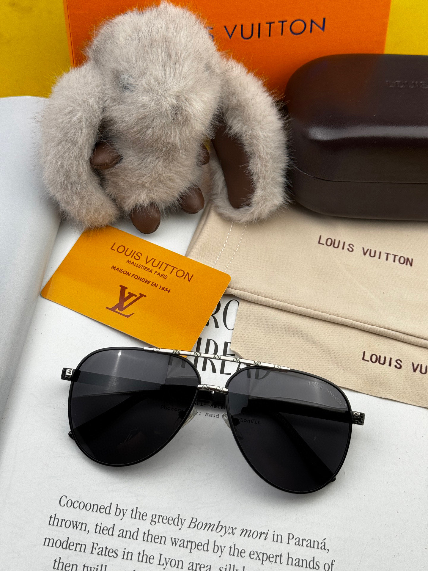  2025新款 LOUIS VUITTON-路易家  新品LV蛤蟆框太阳镜 每一付都是精品 ❤️时尚达人