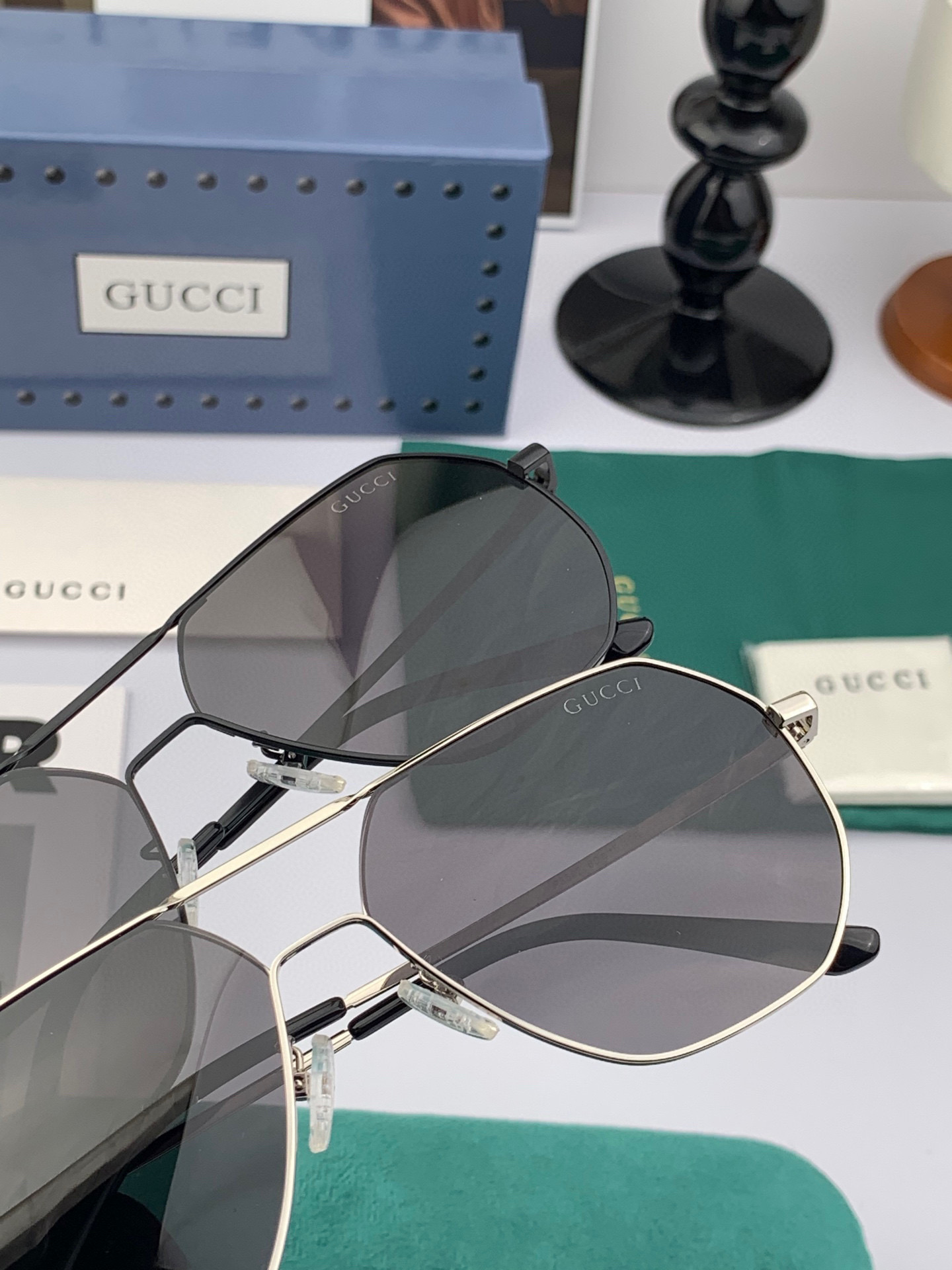   Gucci 。  高品质男女款墨镜   👍 进口宝丽来偏光镜片  。蛤蟆镜 开车钓鱼都可 。百搭显瘦