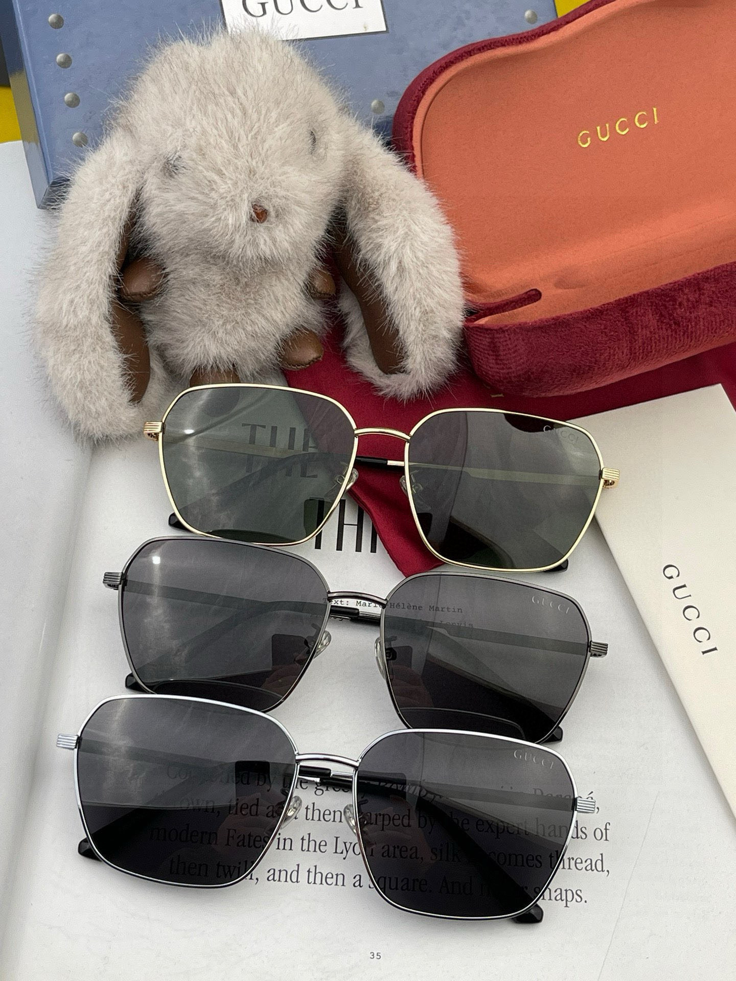   Gucci 。  高品质男女款墨镜   👍 进口宝丽来偏光镜片  。蛤蟆镜 开车钓鱼都可 。百搭显瘦