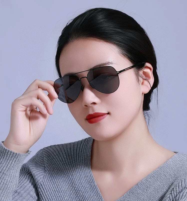 ♦️LV 2025新款男女情侣款太阳镜多边形墨镜iP电镀永不褪色 超轻超有弹性整幅眼镜无螺丝重要的是压不