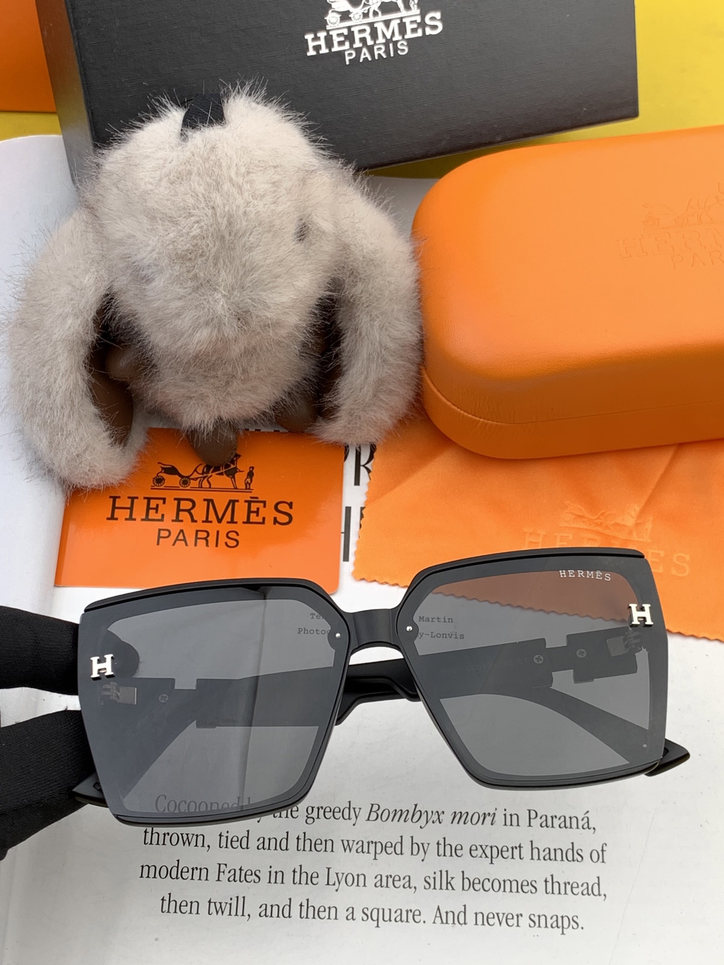    HERMES 爱马仕 2025开春新款🎈原版出货 网红超爆款💙经典奢华全球风强酷亲亲 时尚方框太阳