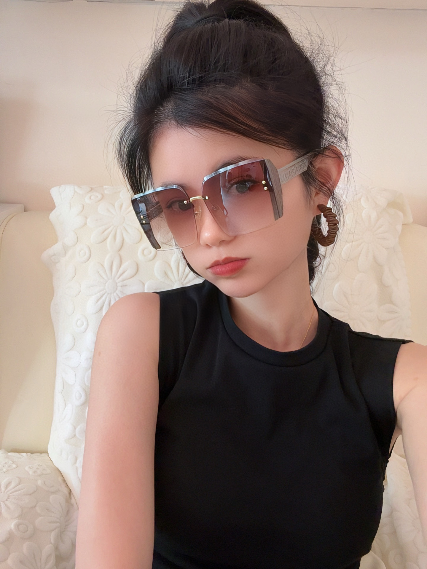   大框方形 Fendi  芬迪   人气热卖爆款   2025开春 新款太阳镜眼镜框网红都爱的款式  