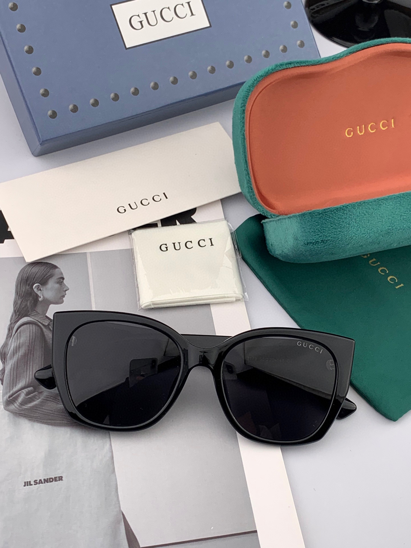  🔺 【GUCCI-偏光太阳镜】2025开春新款 潮流爆款 时尚方框偏光太阳镜 高品质 佩戴舒适 网红潮