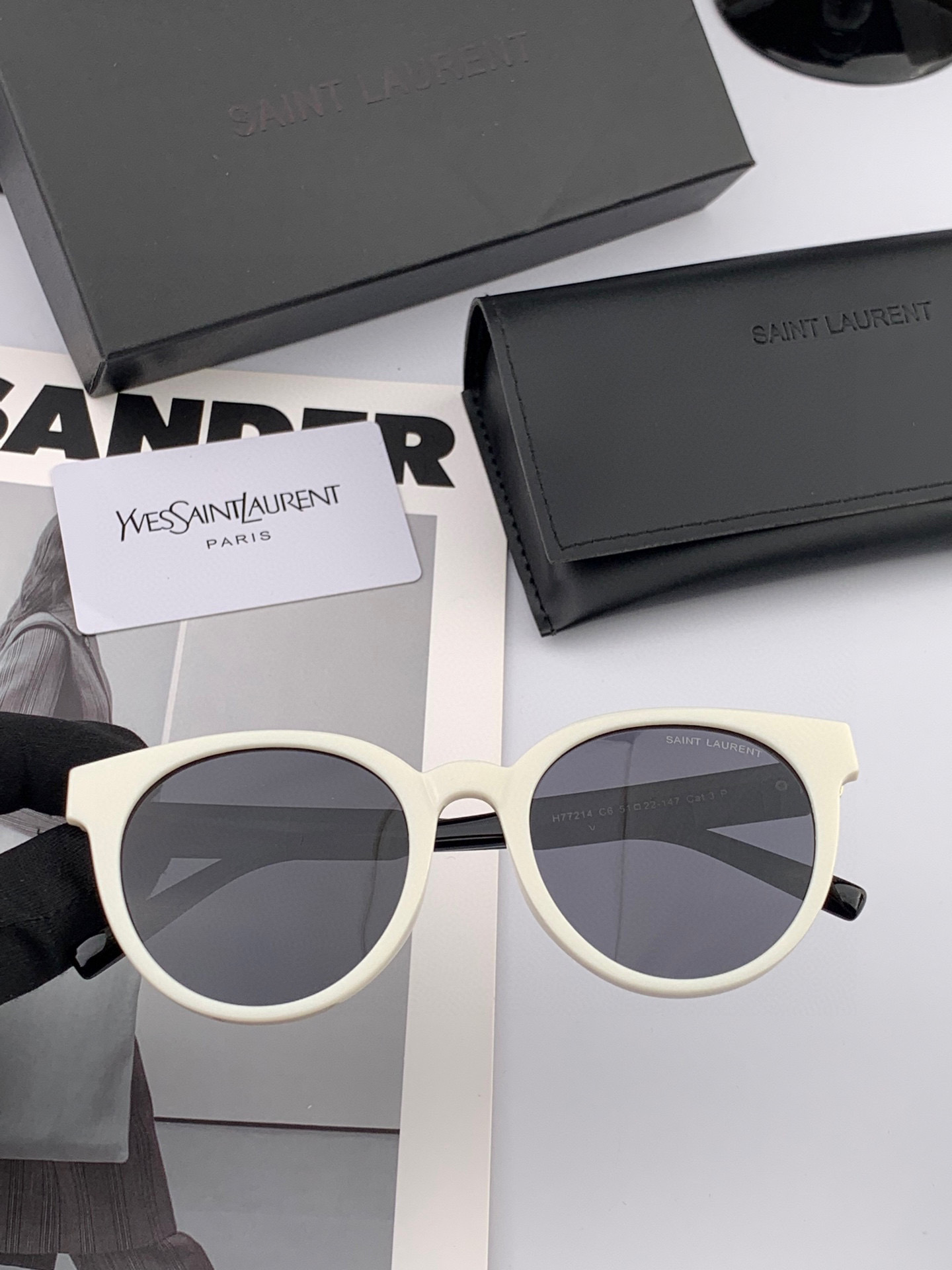 👑 【新款】🕶🔝🔝🔝🎁🎁🎁时尚百搭 超显脸小 佩戴舒适品牌Ysl 圣罗兰 💎  材质  加厚偏光镜片型号