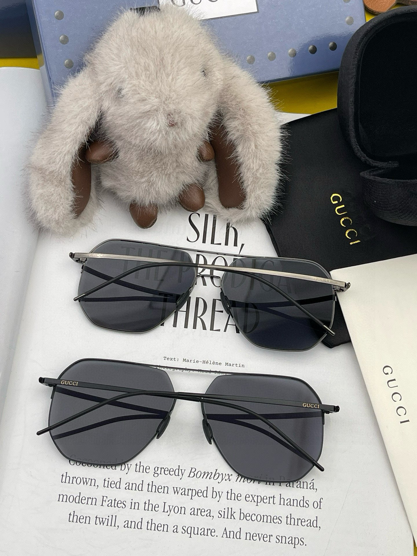        GUCCI 男款炫彩飞行员偏光太阳镜 ❤️材质：高清尼龙加厚卡槽高清偏光镜片 🌹无边框镜架
