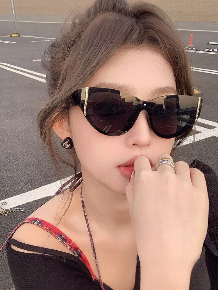 🔺 【香奈儿】2025开春新款 潮流爆款 时尚方框太阳镜 高品质 佩戴舒适 网红潮款墨镜 女士高清太阳镜