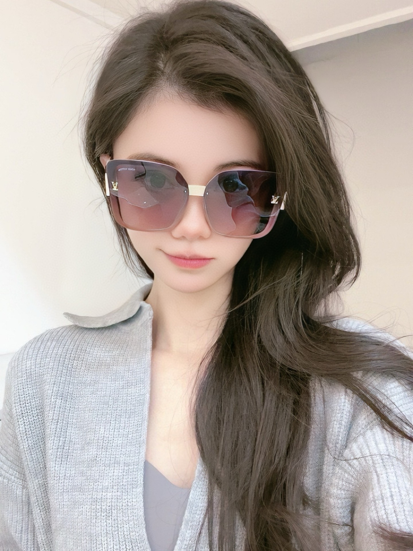    【TR偏光系列】lv大框太阳镜墨镜经典的方框设计，不挑脸型，无论搭配大衣还是连衣裙都非常显气质偏光