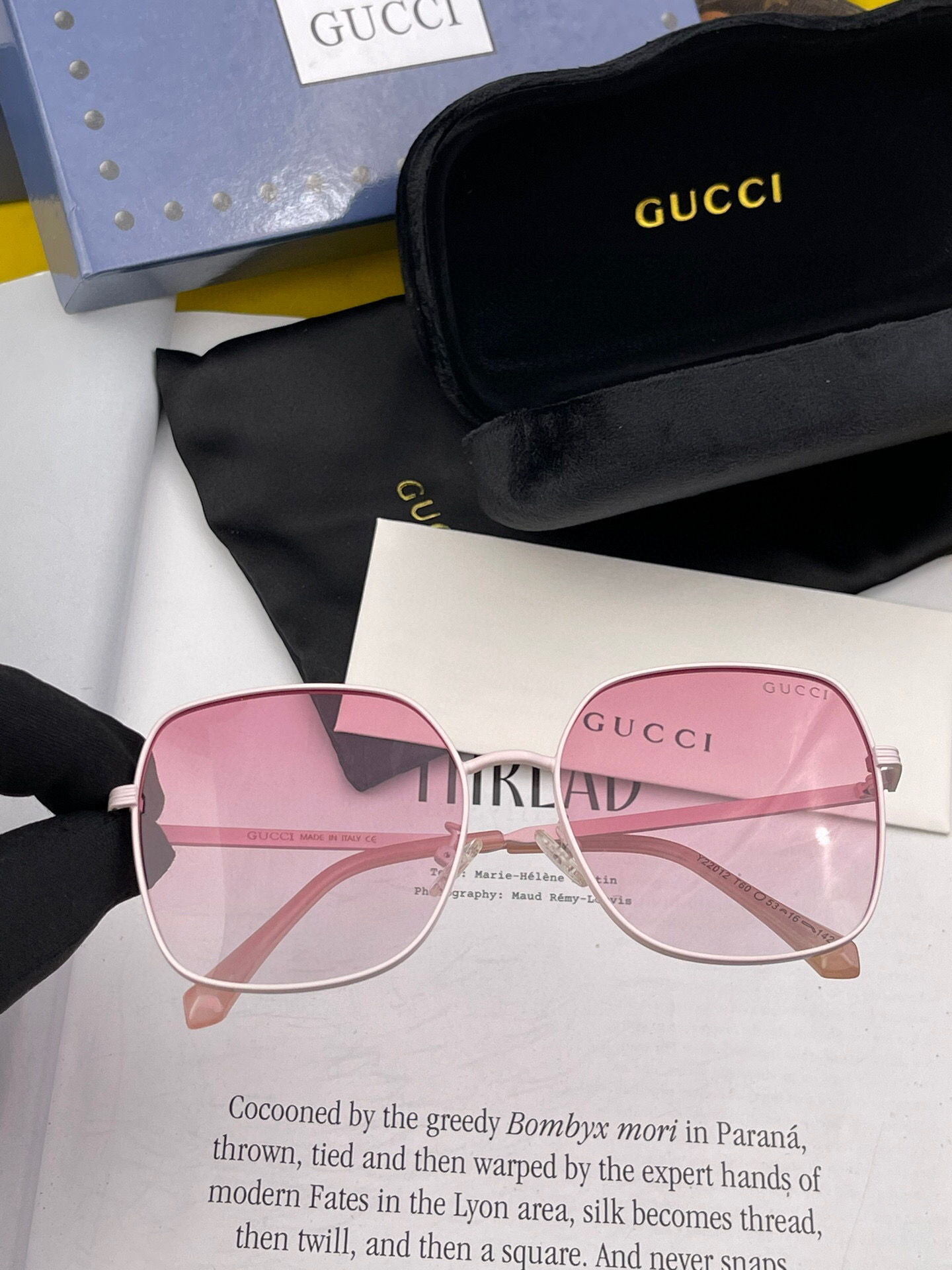  GUCCI 2025开春新款 最新款方框太阳镜 各路网红纷纷带起气场满分‼️ 俏皮甜美.上脸效果更佳.
