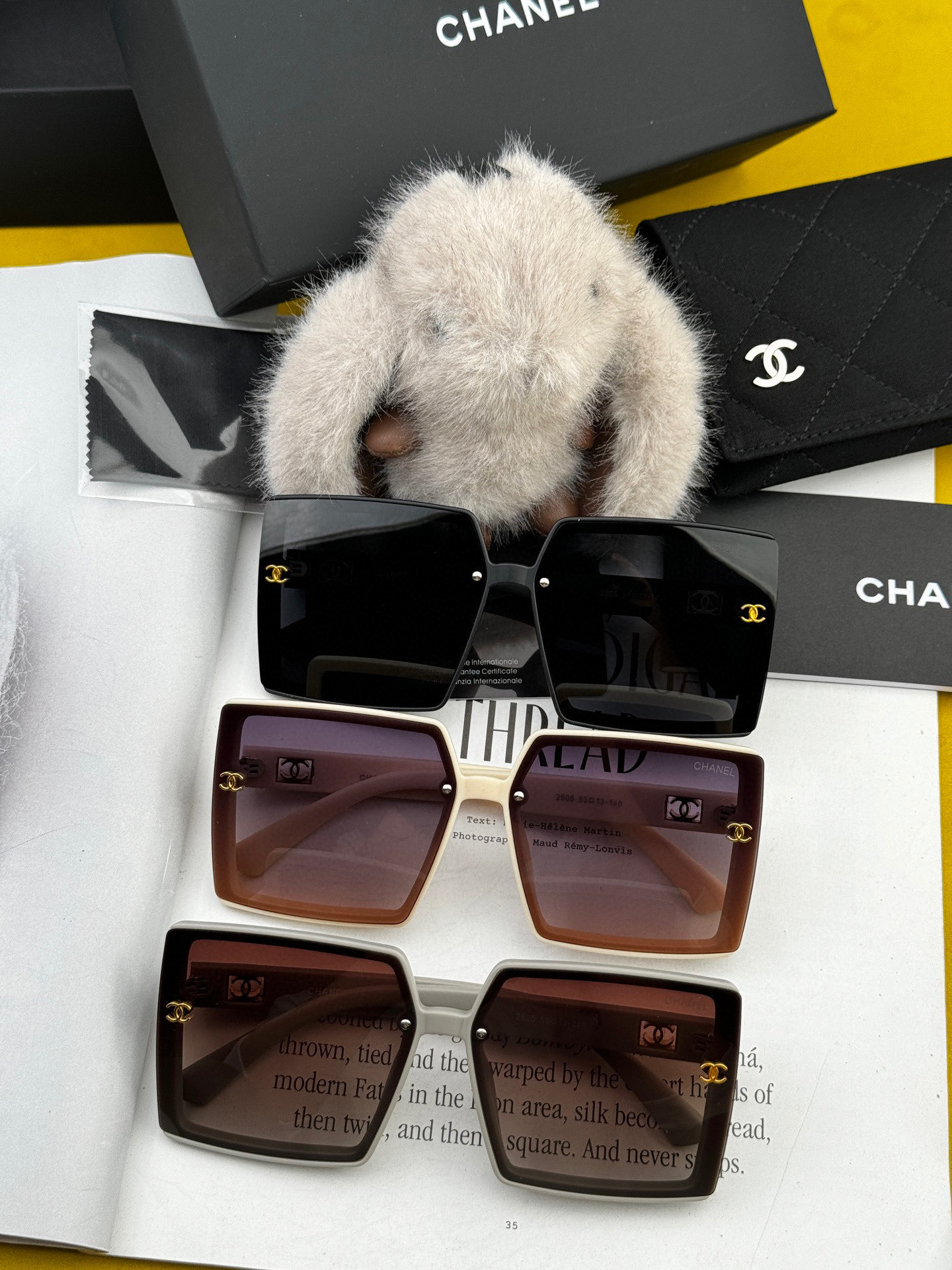  【CHANEL】香奈儿 2025新款潮流爆款 时尚方框太阳镜 佩戴舒适 网红潮款墨镜  女士高清加厚偏