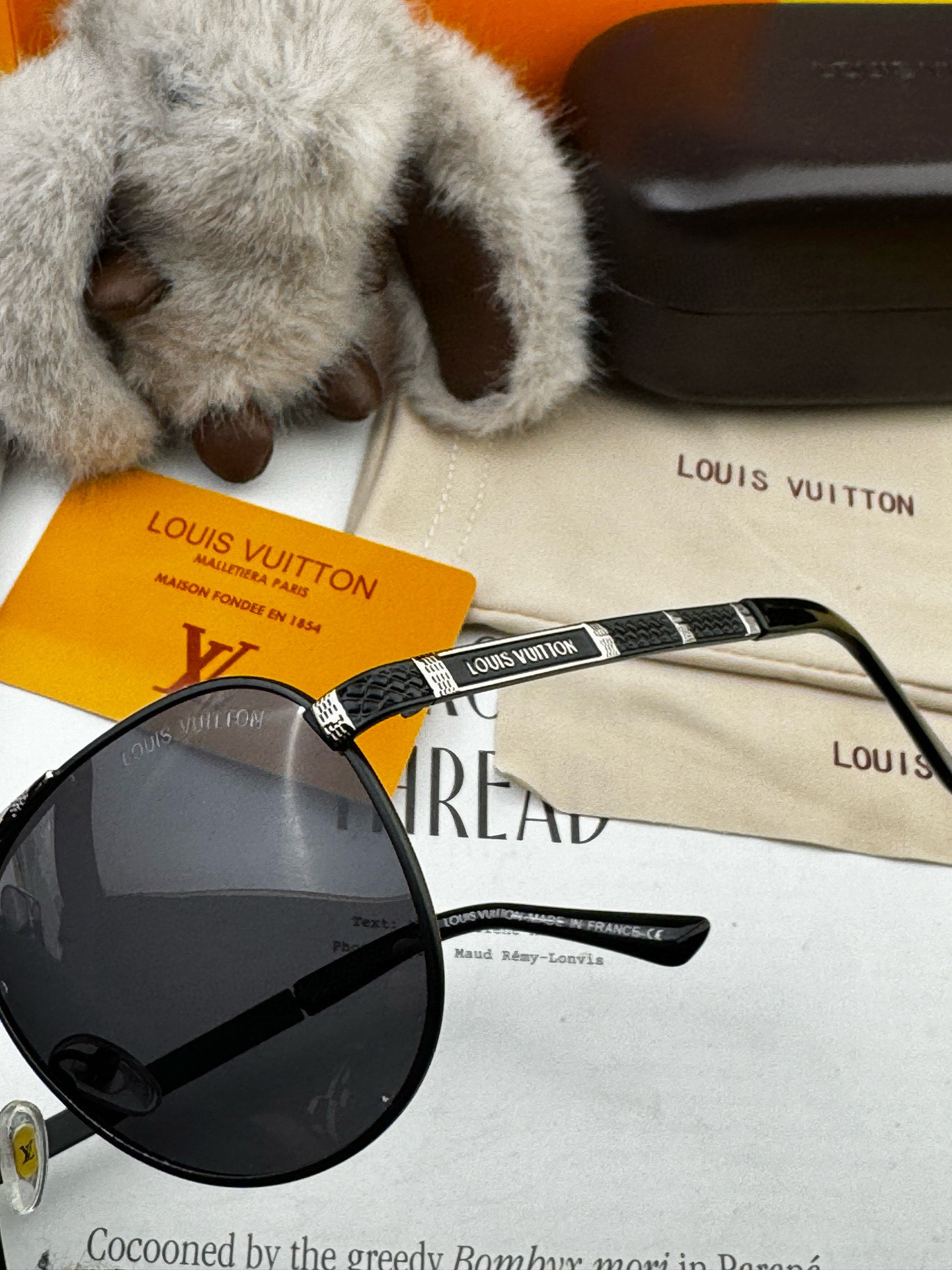  2025新款 LOUIS VUITTON-路易家  新品LV蛤蟆框太阳镜 每一付都是精品 ❤️时尚达人
