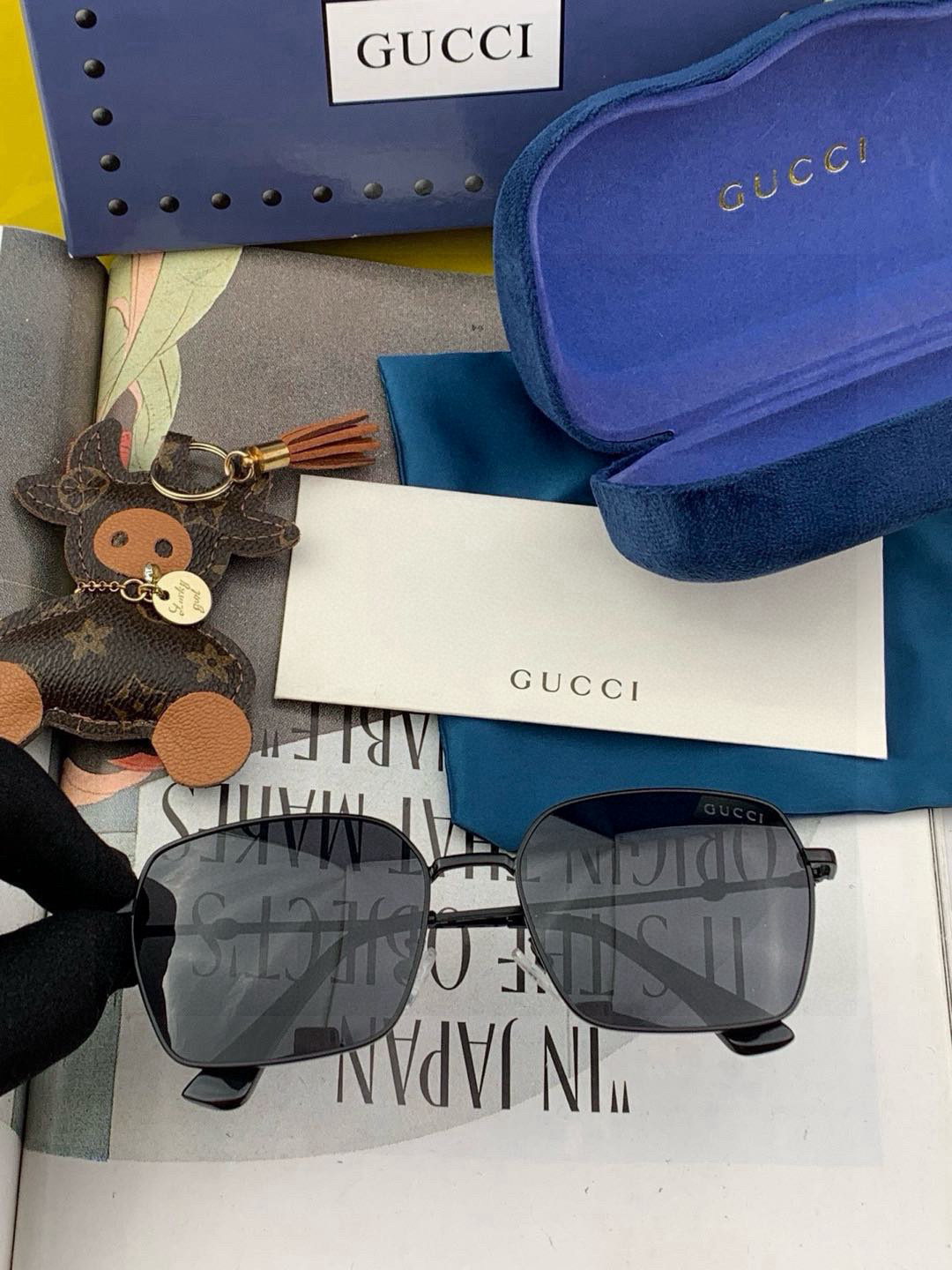   GUCCI-2025新款情侣款偏光太阳镜、完美品质，独特设计  适合各种脸型，‼️经典太阳镜 超个性