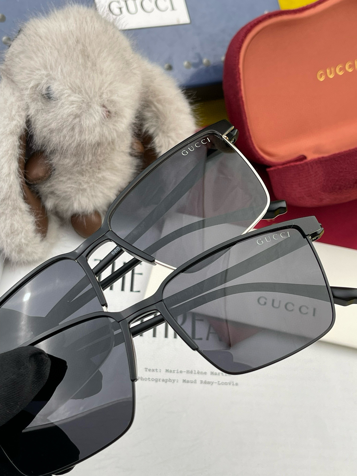   GUCCI-2025新款情侣款偏光太阳镜、完美品质，独特设计  适合各种脸型，‼️经典太阳镜 超个性