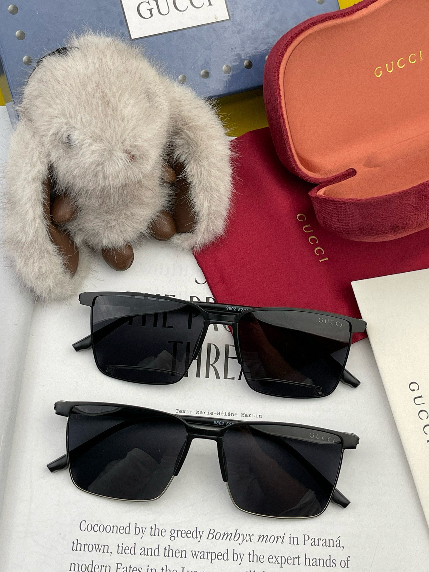   GUCCI-2025新款情侣款偏光太阳镜、完美品质，独特设计  适合各种脸型，‼️经典太阳镜 超个性