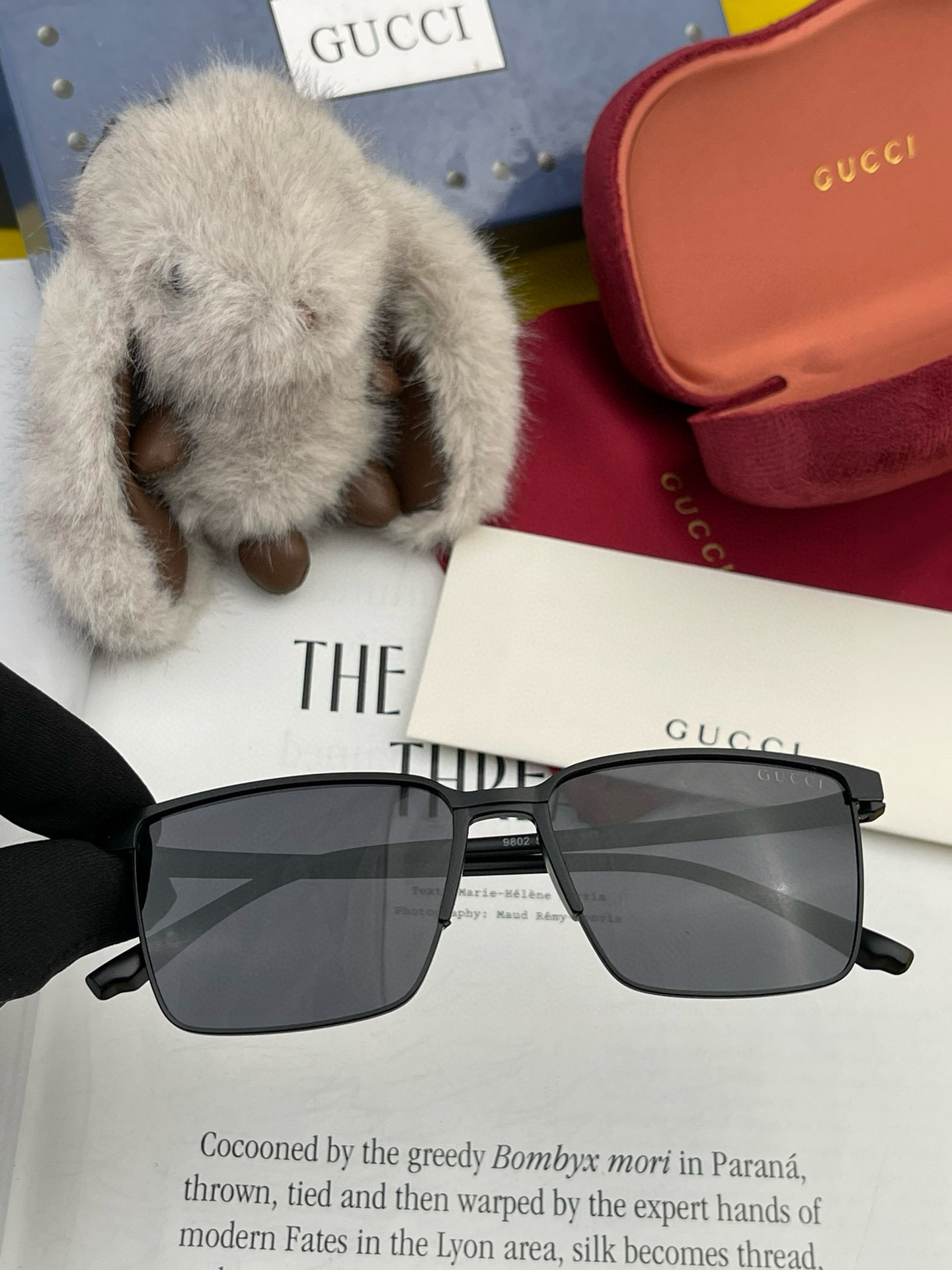   GUCCI-2025新款情侣款偏光太阳镜、完美品质，独特设计  适合各种脸型，‼️经典太阳镜 超个性