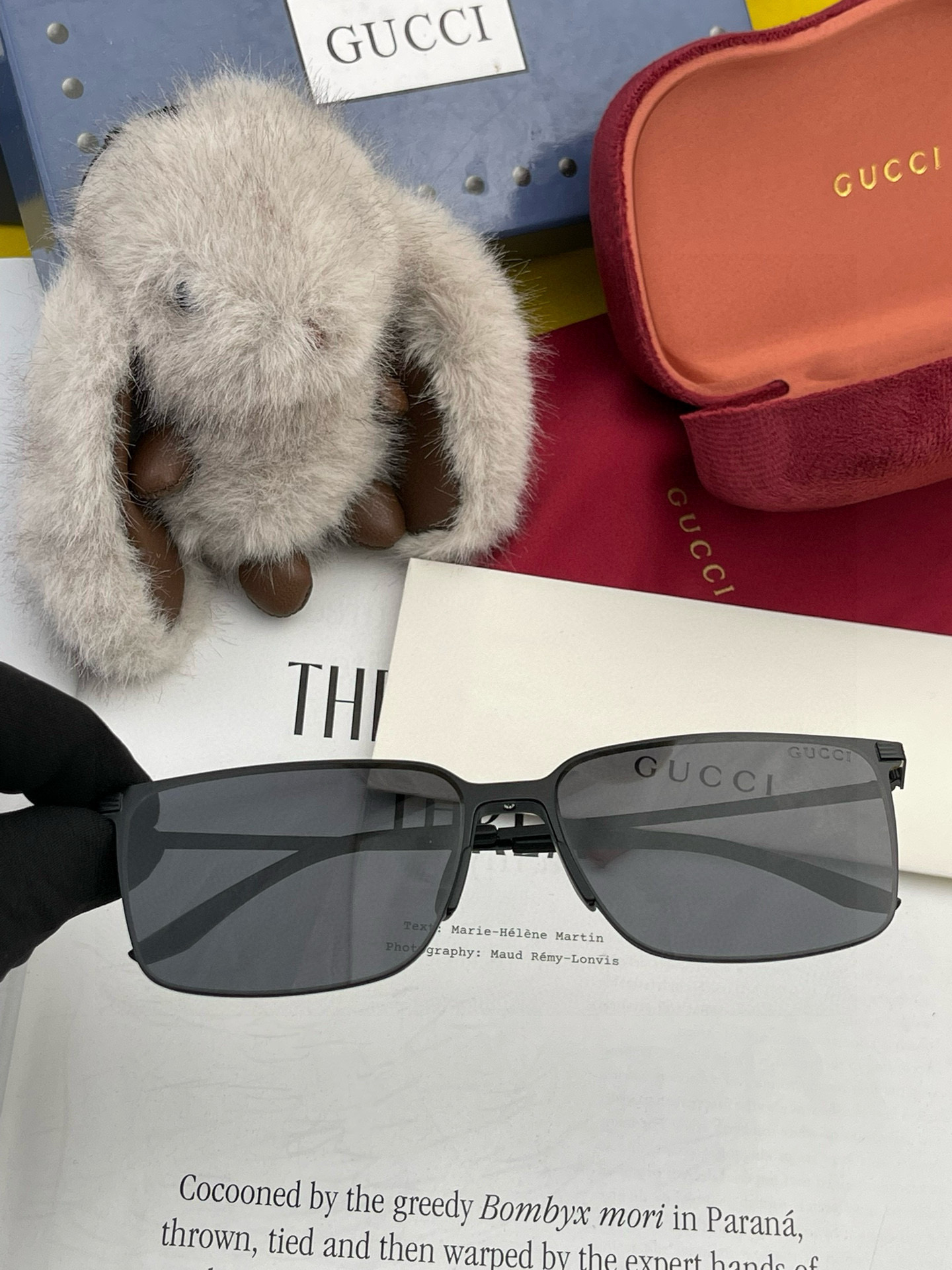         GUCCI 男款炫彩飞行员偏光太阳镜 ❤️材质：高清尼龙加厚卡槽高清偏光镜片 🌹无边框镜