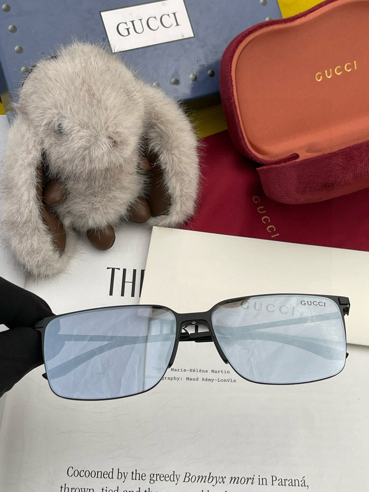         GUCCI 男款炫彩飞行员偏光太阳镜 ❤️材质：高清尼龙加厚卡槽高清偏光镜片 🌹无边框镜